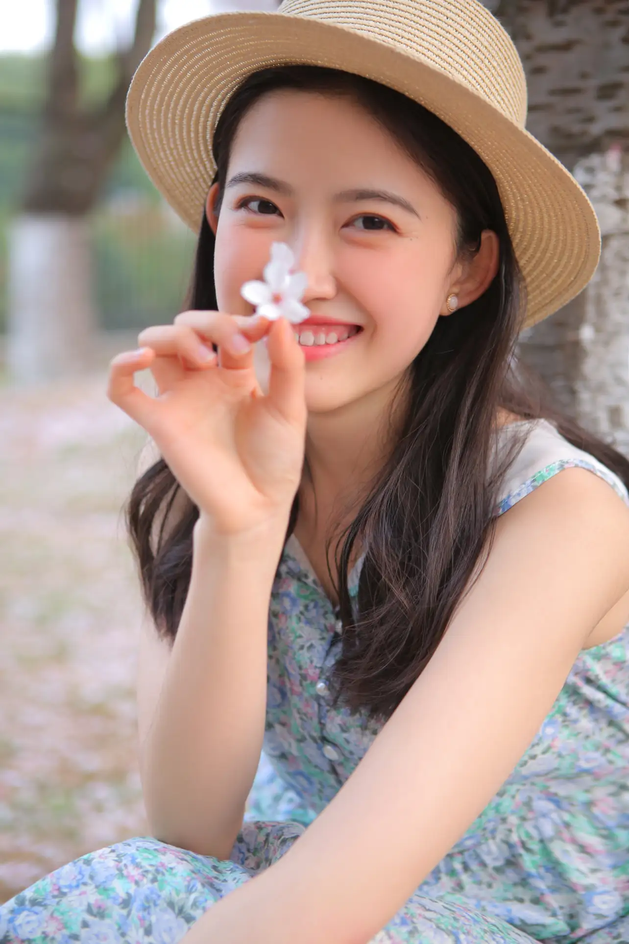 [艺图语] 2022.08.07 Vol.1645 – 花倦 小草草呀#[22P]-5