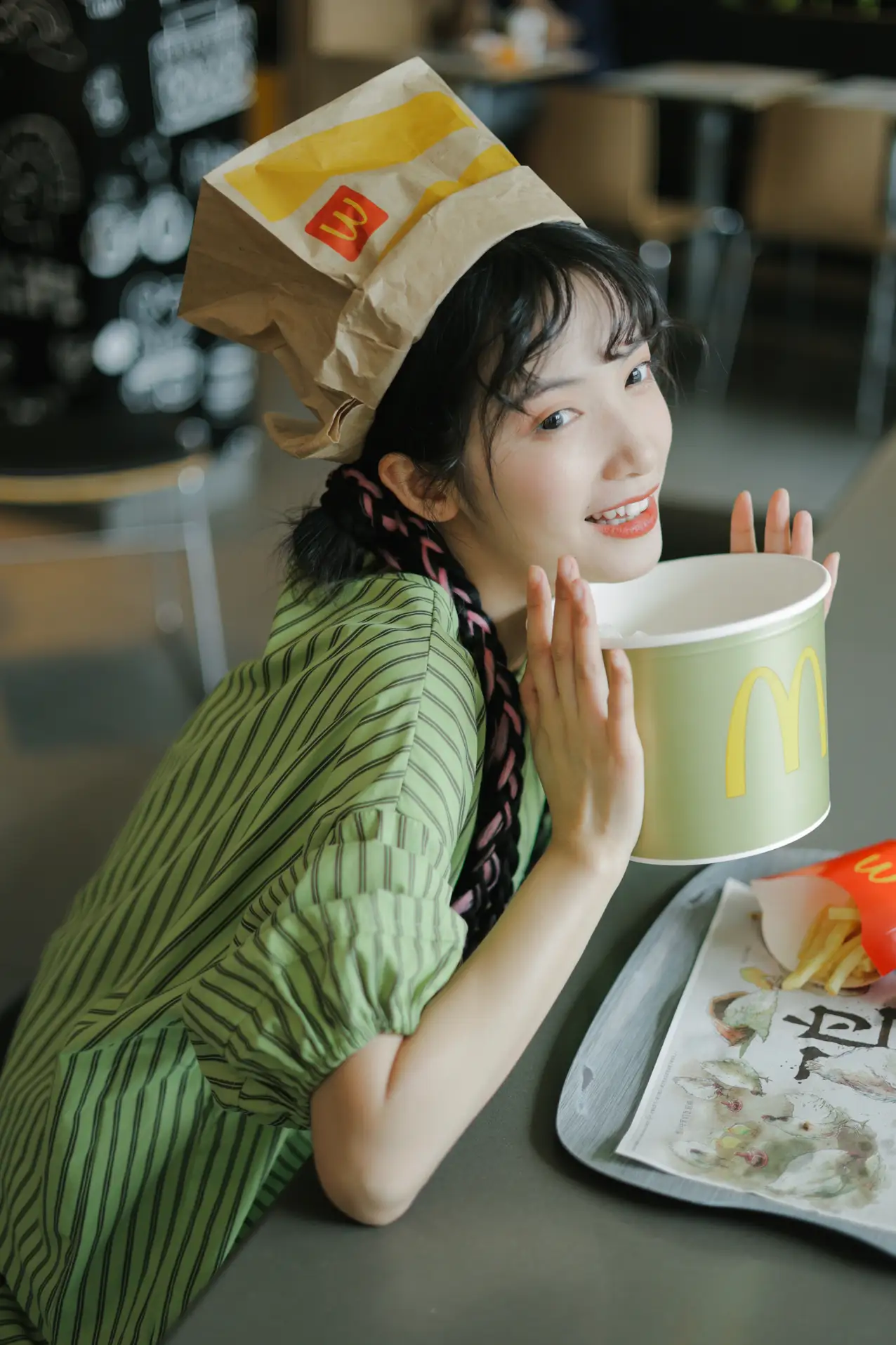 [艺图语] 2022.08.02 Vol.1605 – 夏日女友 一只阿梦崽#[42P]-1