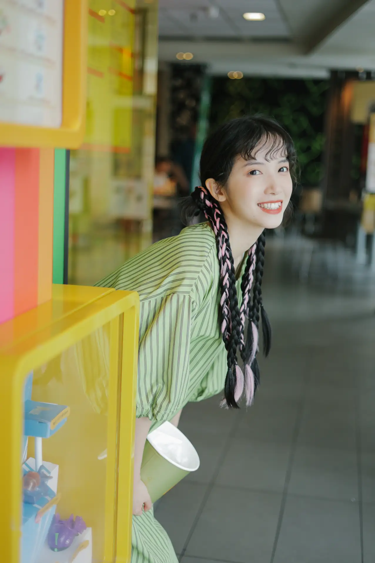 [艺图语] 2022.08.02 Vol.1605 – 夏日女友 一只阿梦崽#[42P]-1