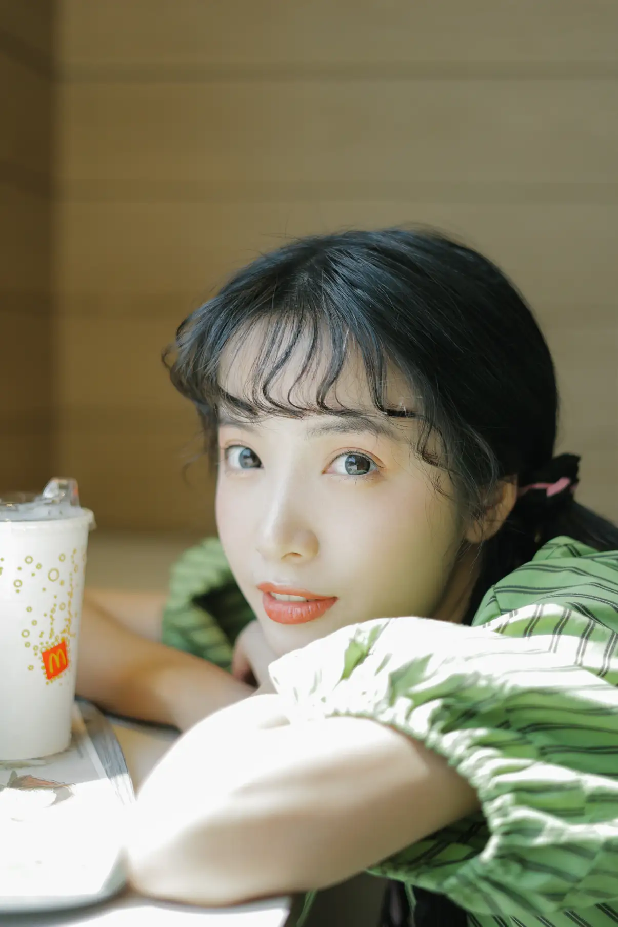 [艺图语] 2022.08.02 Vol.1605 – 夏日女友 一只阿梦崽#[42P]-2