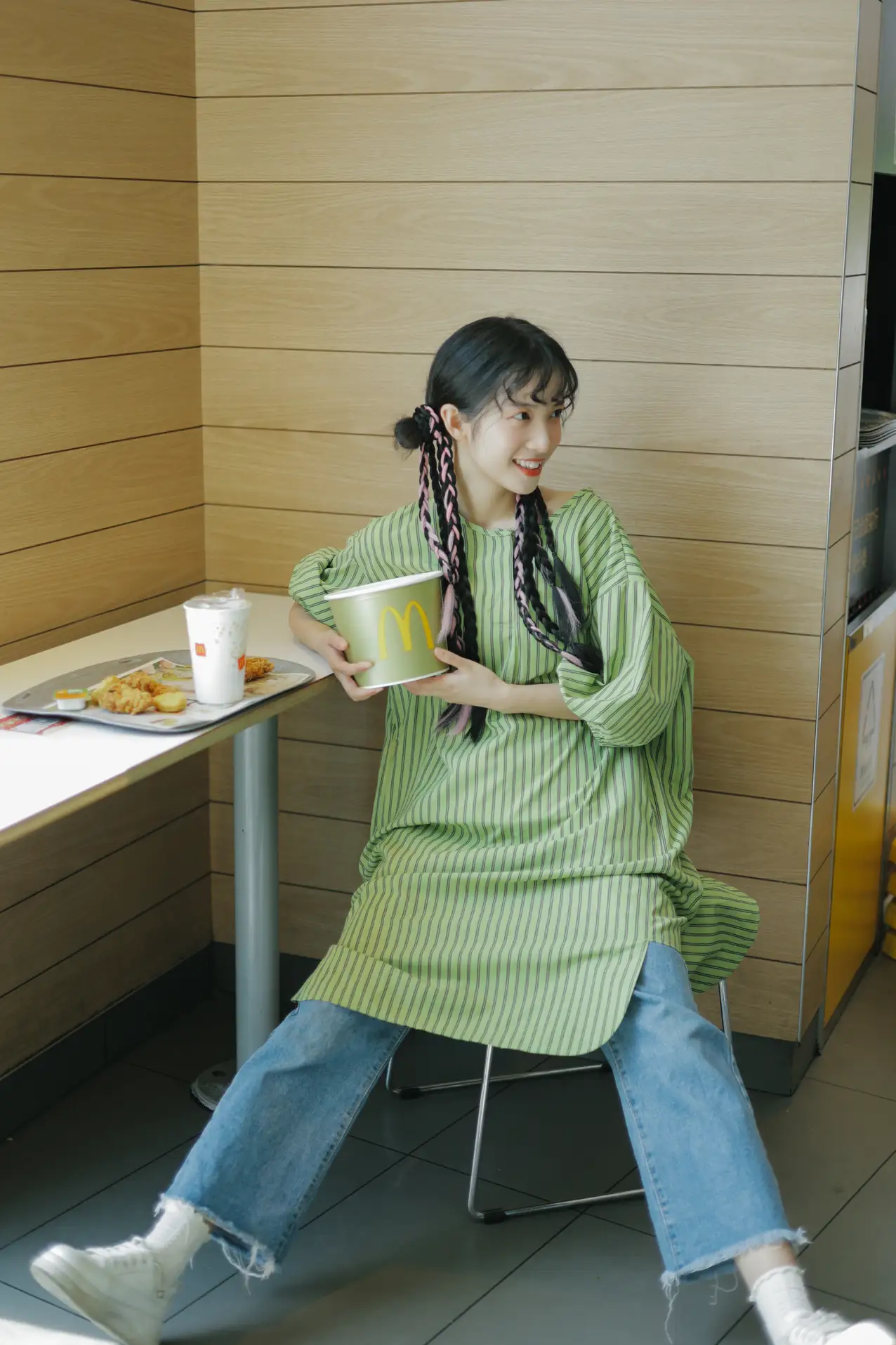 [艺图语] 2022.08.02 Vol.1605 – 夏日女友 一只阿梦崽#[42P]-4