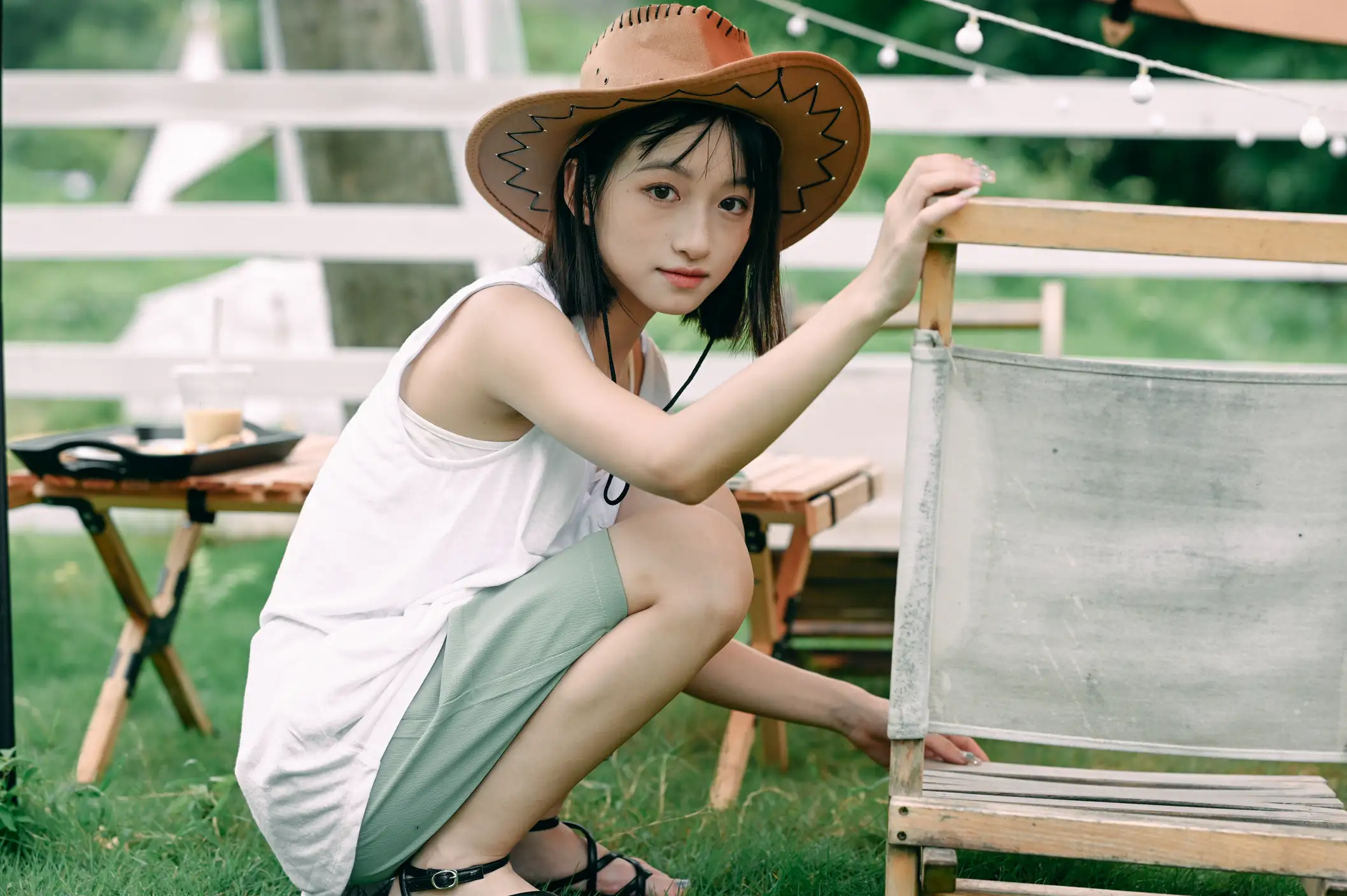 [艺图语] 2022.09.01 Vol.1840 – 露营的一天 钰儿#[34P]-10