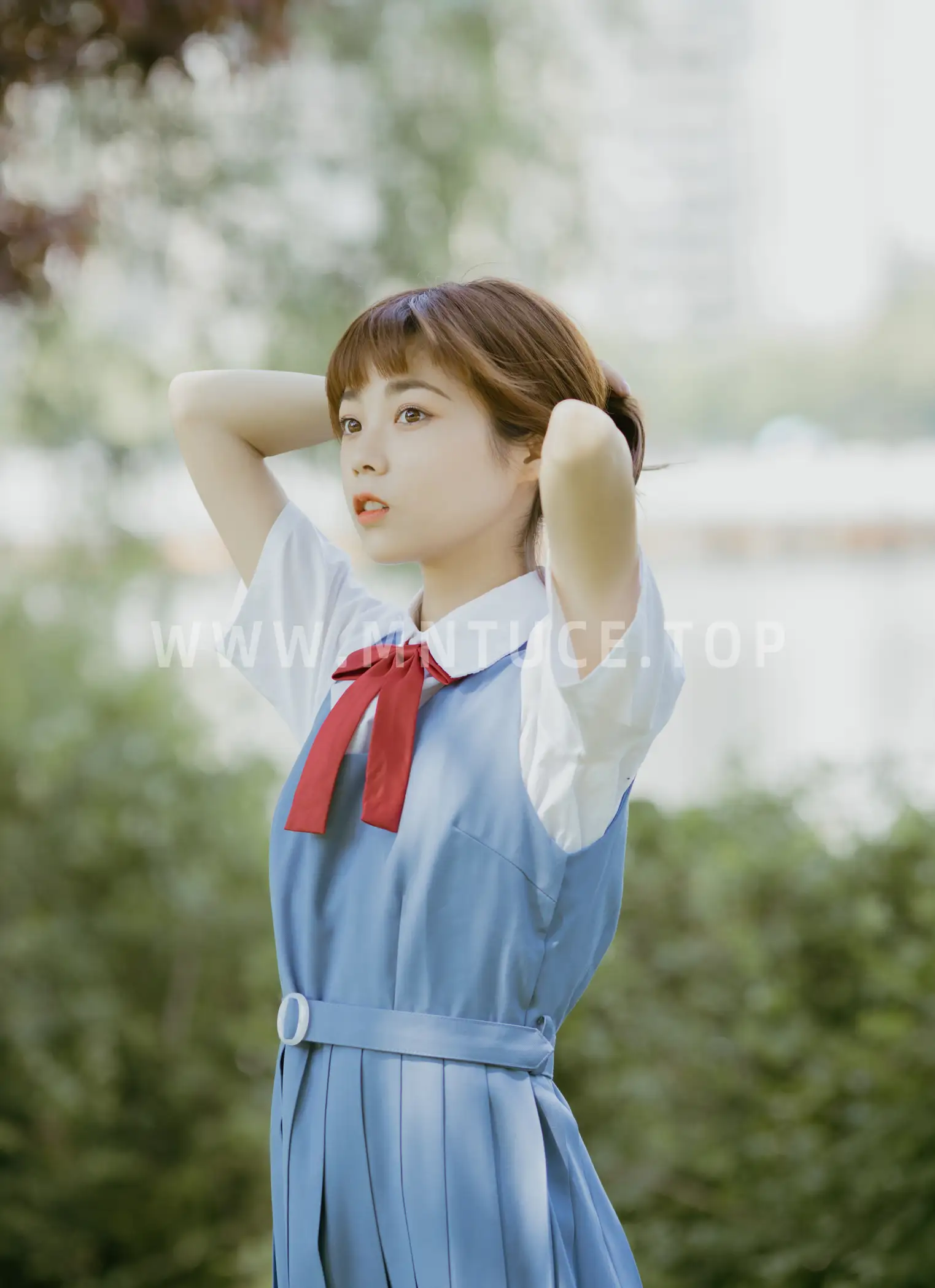 [艺图语] 2022.01.14 Vol.646 – 蓝色梦境 小鹿#[25P]-10