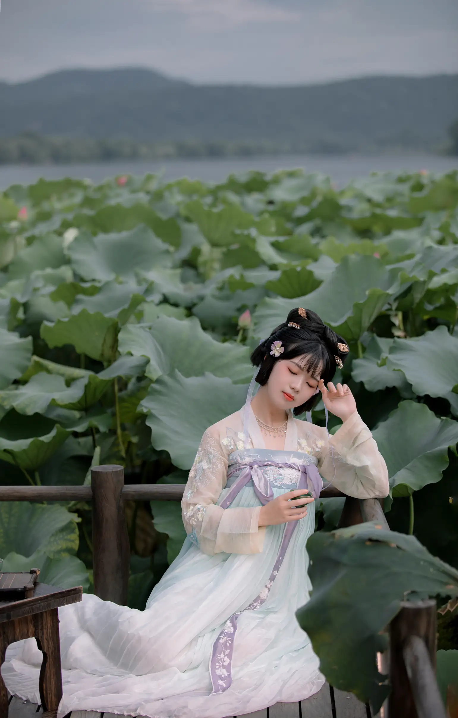 [艺图语] 2021.12.24 Vol.528 – 赏荷 僵僵#[24P]-2