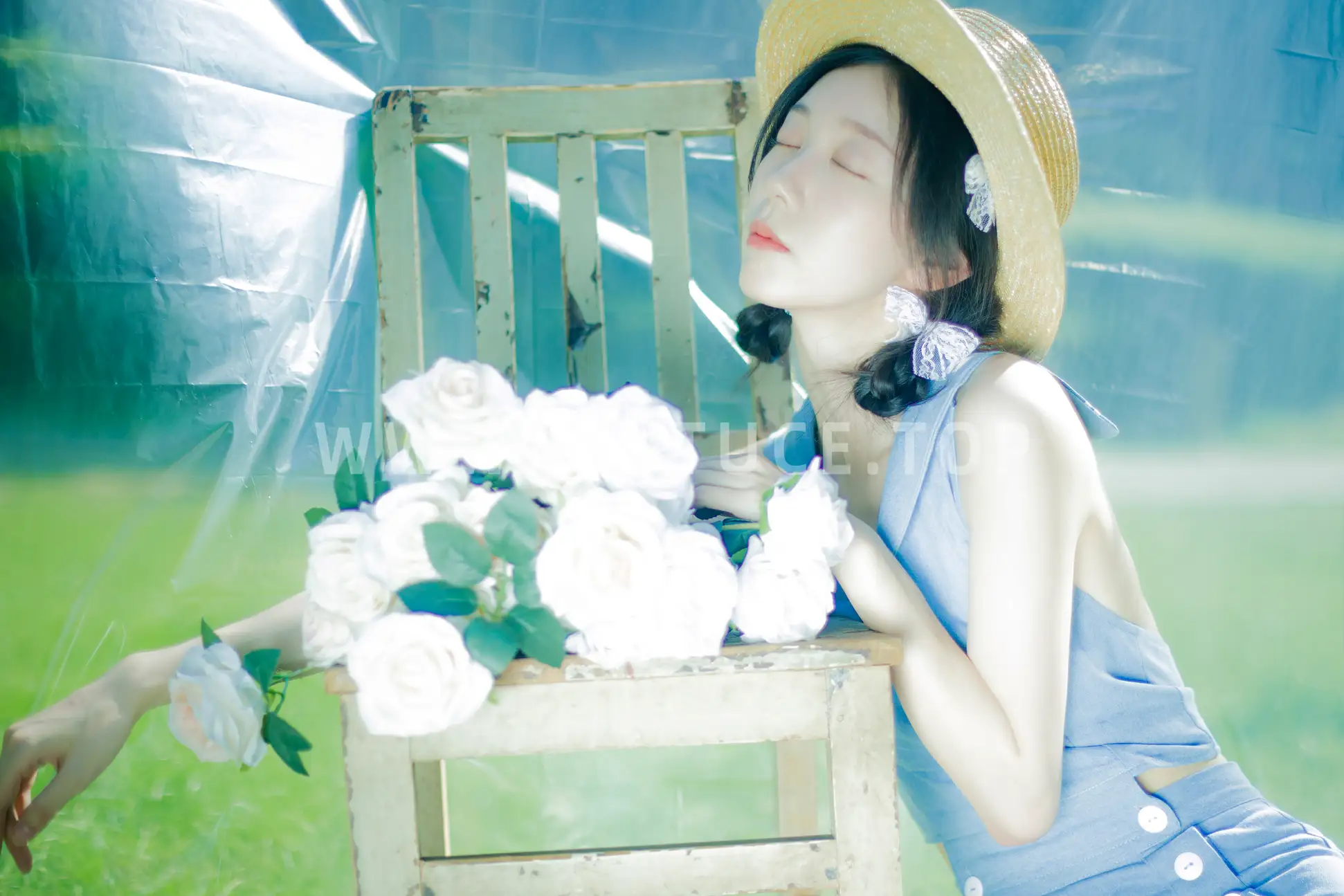 [艺图语] 2022.07.31 Vol.1592 – 夏日颂歌 饲猫少女 饲猫少女-#[32P]-8