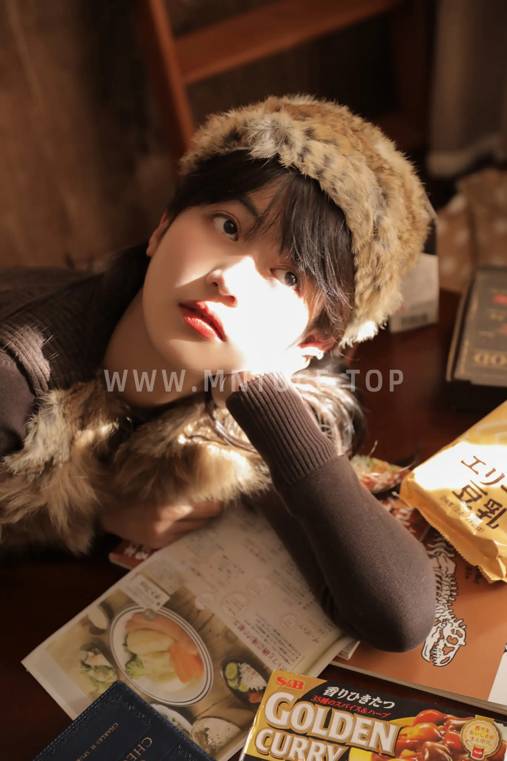 [艺图语] 2022.06.28 Vol.1312 – 浪漫里扯谎 周子歆#[28P]-9