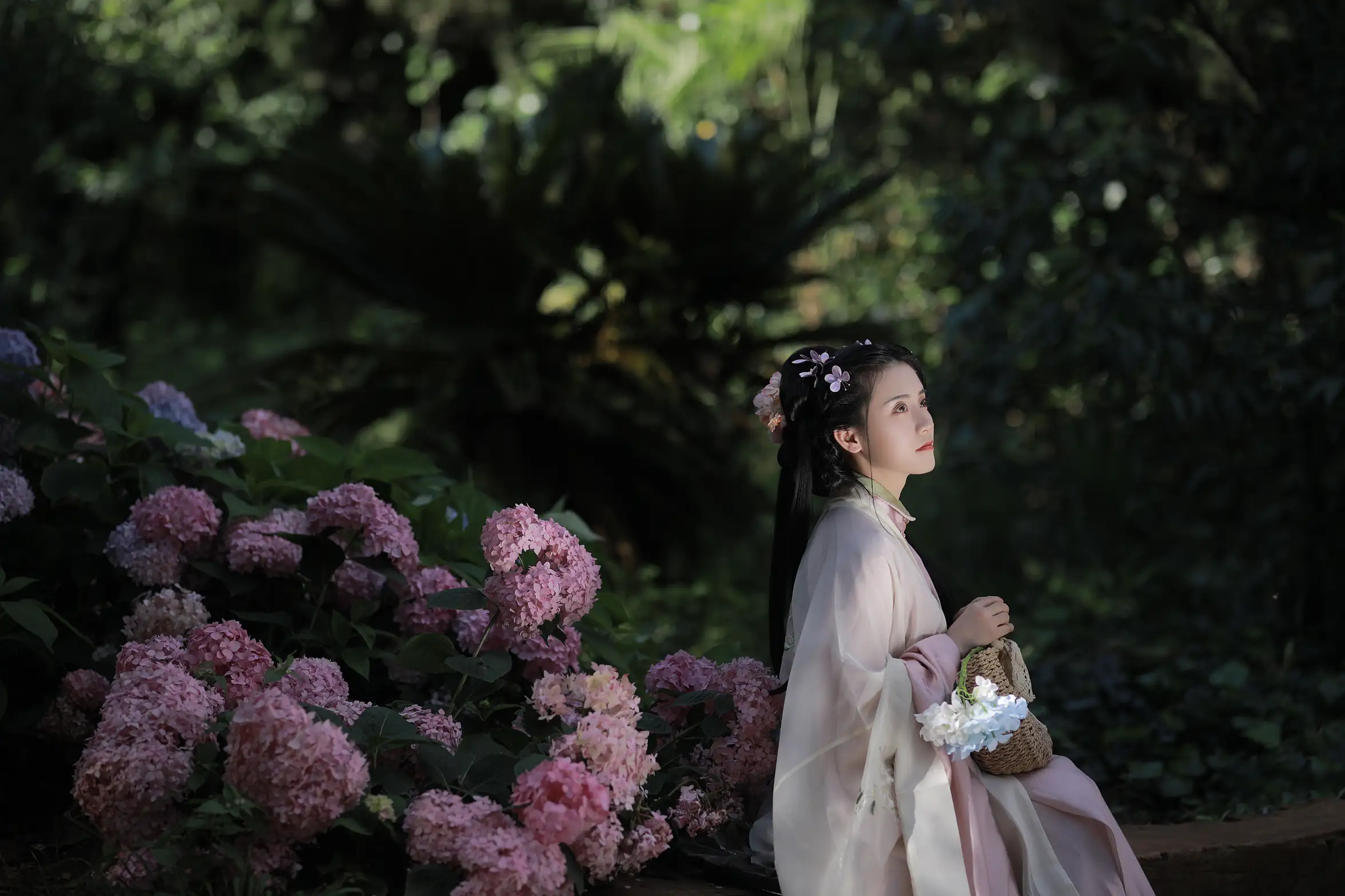 [艺图语] 2022.07.20 Vol.1535 – 一念花开，香如故 Dear-郑同学#[38P]-6