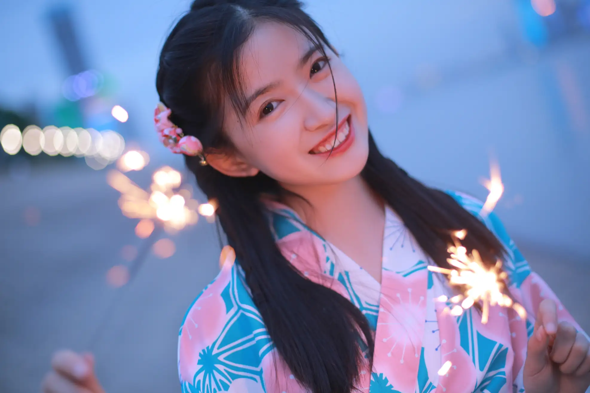 [艺图语] 2022.06.06 Vol.1095 – 花火 小草草呀#[22P]-3