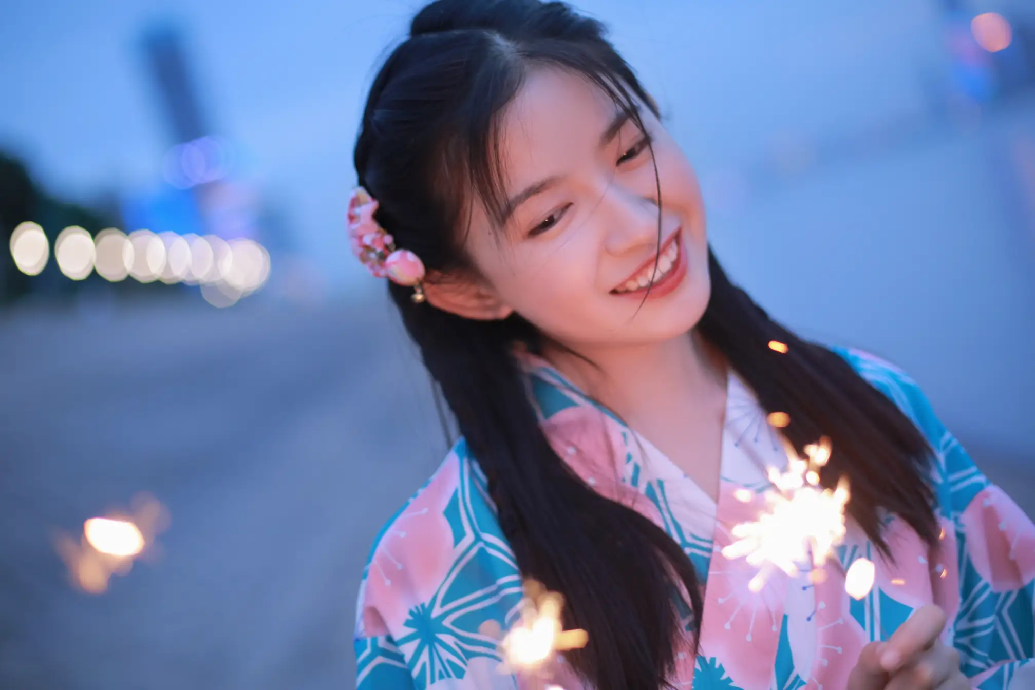 [艺图语] 2022.06.06 Vol.1095 – 花火 小草草呀#[22P]-5