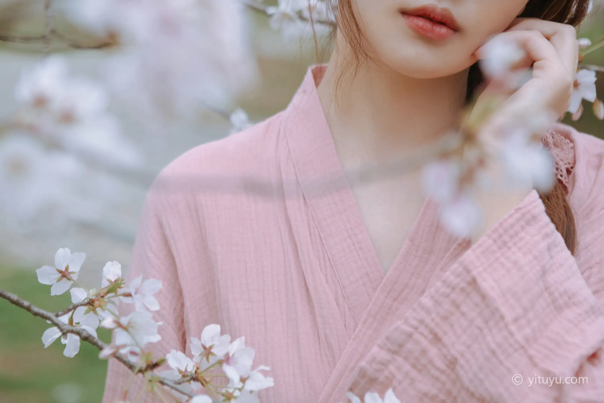 [艺图语] 2021.05.19 Vol.057 – 起风渐暖，樱花将灿 一只小四月#[24P]-3