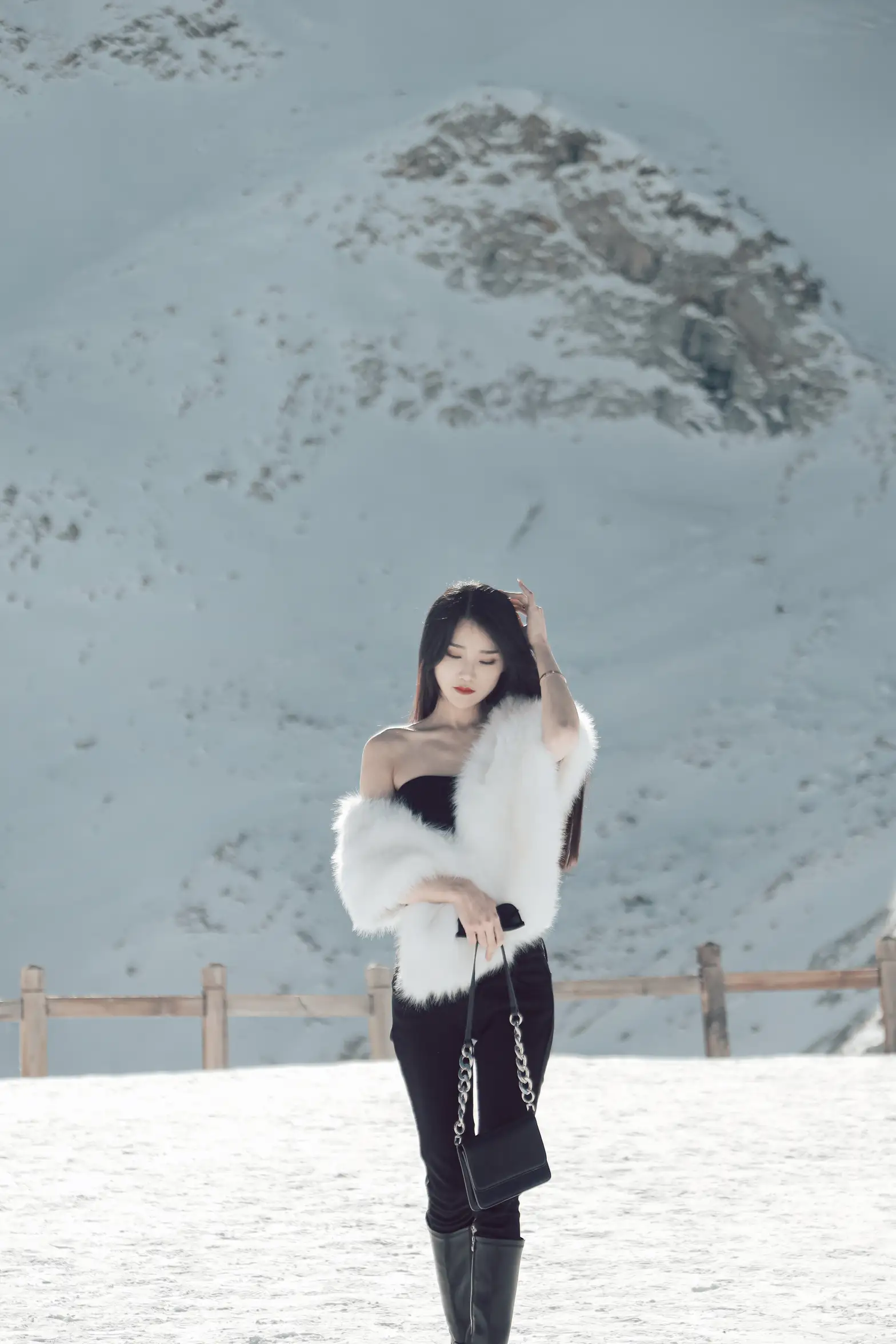[艺图语] 2022.06.21 Vol.1243 – 冰雪之巅 婷婷#[34P]-7