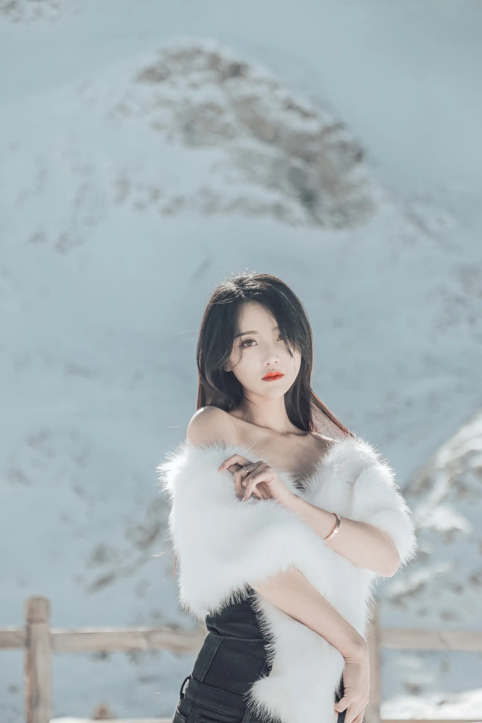 [艺图语] 2022.06.21 Vol.1243 – 冰雪之巅 婷婷#[34P]-8