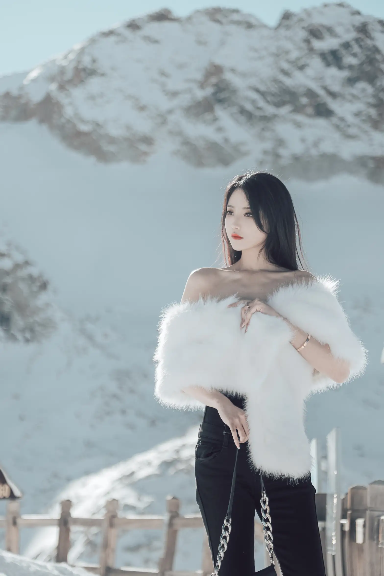 [艺图语] 2022.06.21 Vol.1243 – 冰雪之巅 婷婷#[34P]-9