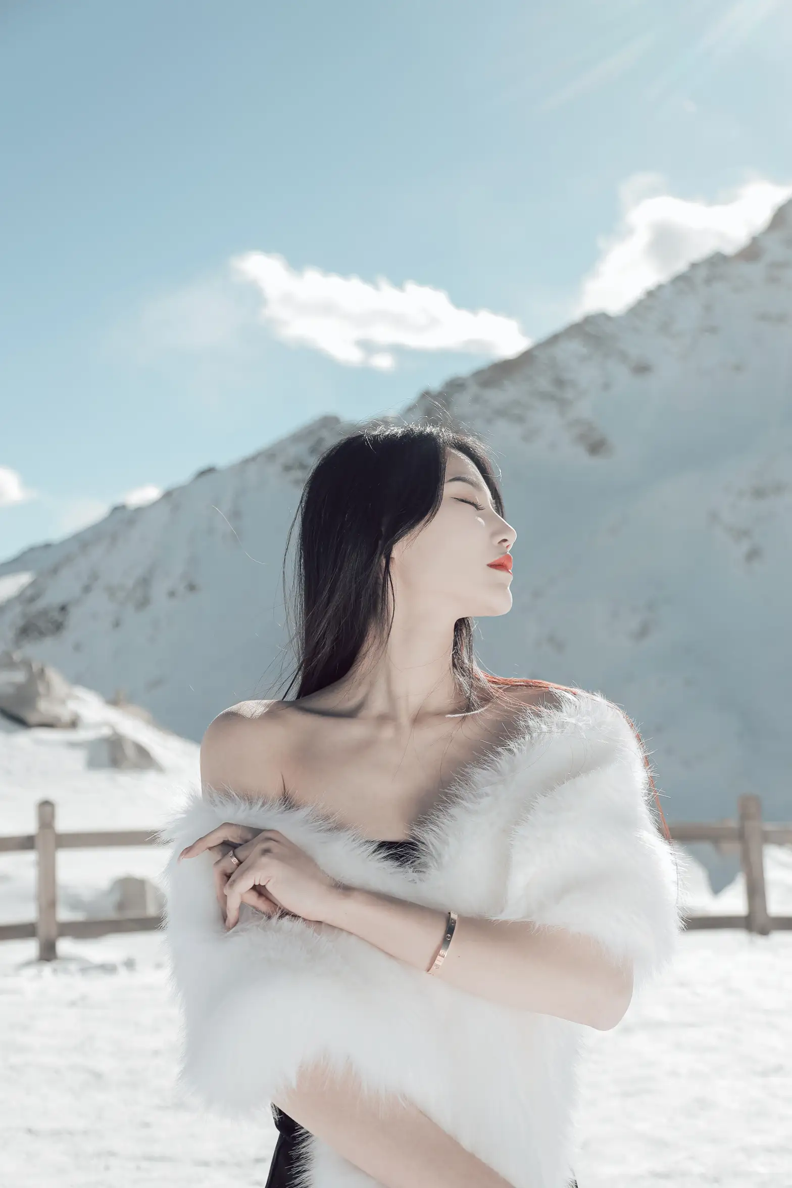 [艺图语] 2022.06.21 Vol.1243 – 冰雪之巅 婷婷#[34P]-4