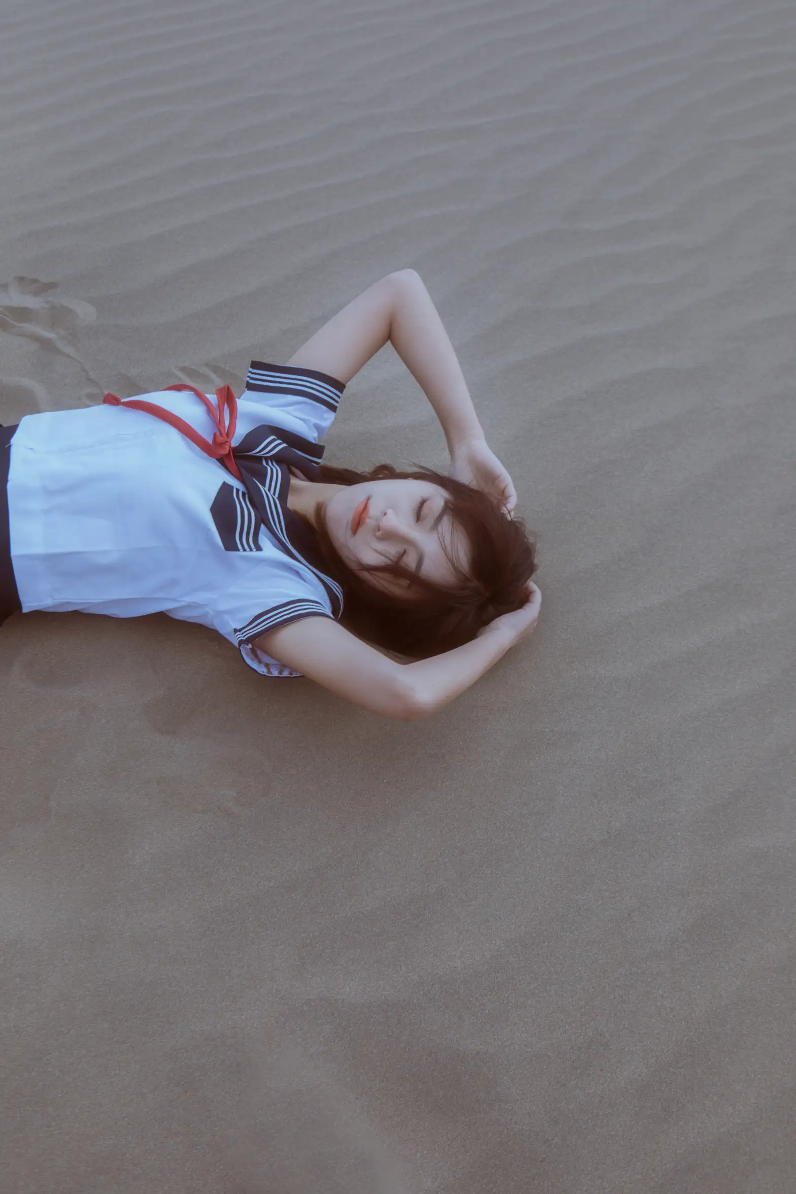 [艺图语] 2022.05.14 Vol.883 – 沙漠JK 佳佳#[24P]-1