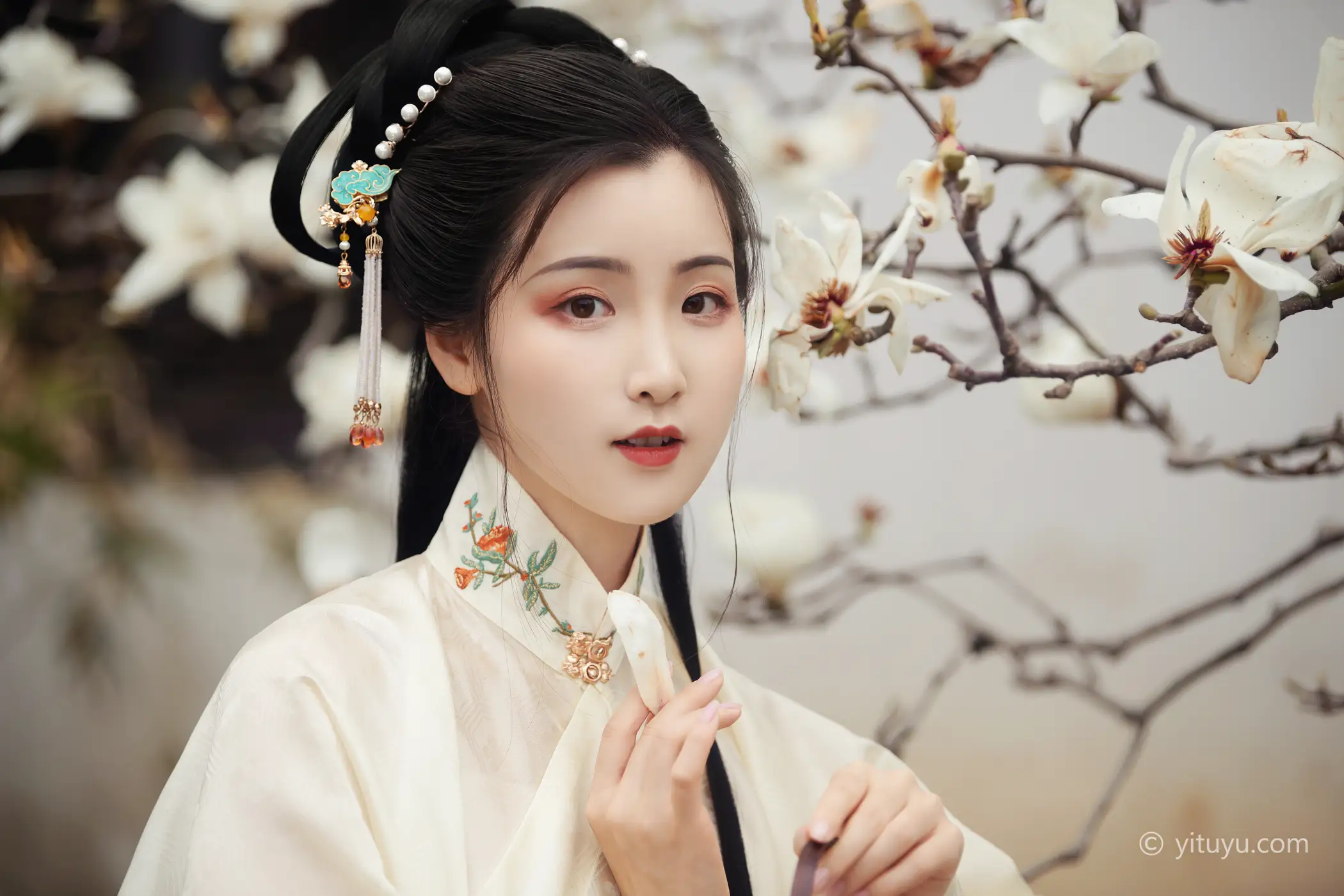 [艺图语] 2021.05.10 Vol.053 – 玉兰 金儿#[23P]-9
