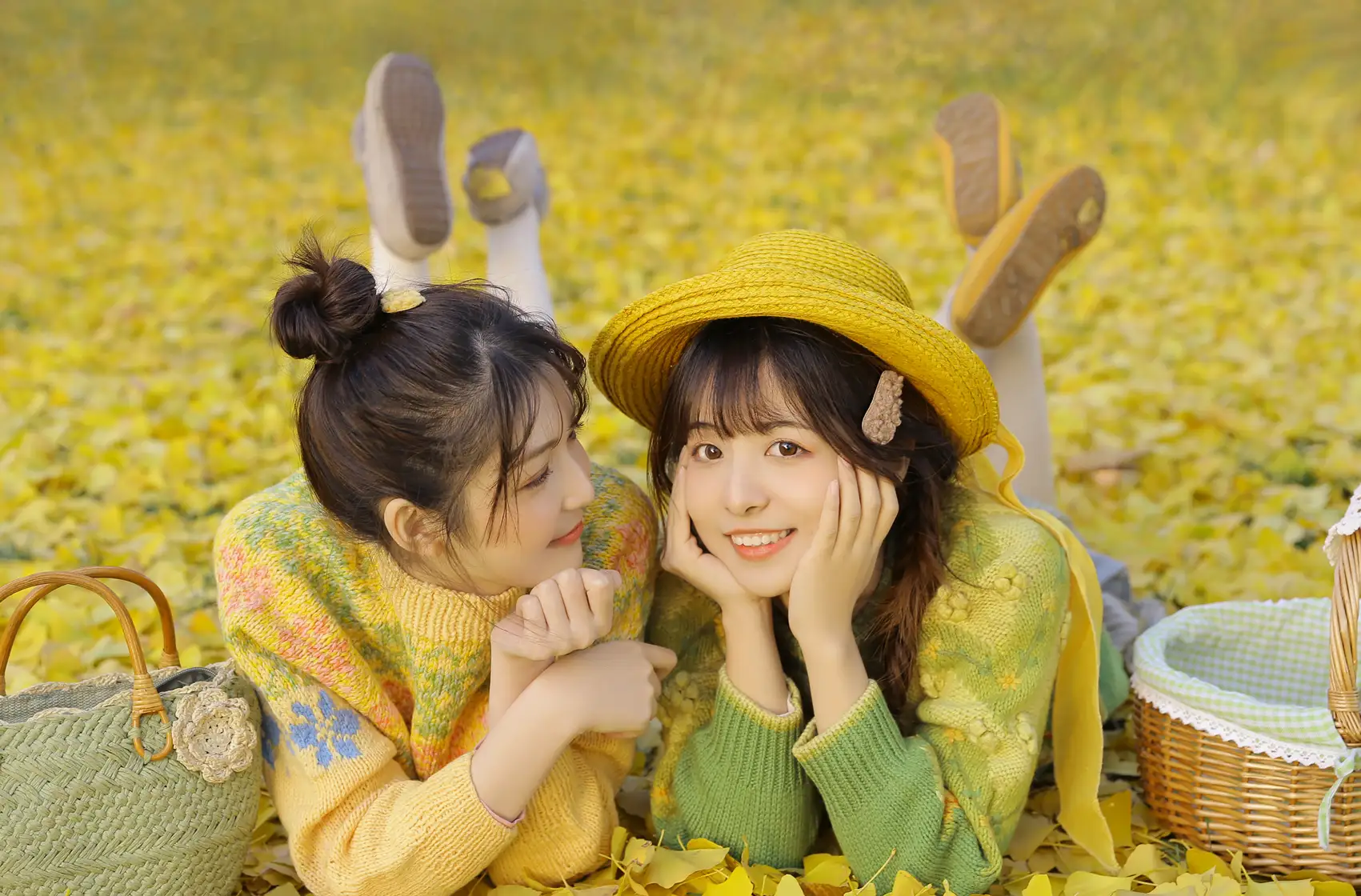 [艺图语] 2022.07.31 Vol.1590 – 今日天气宜见面 金迪-Vivian&一栗橘#[22P]-5