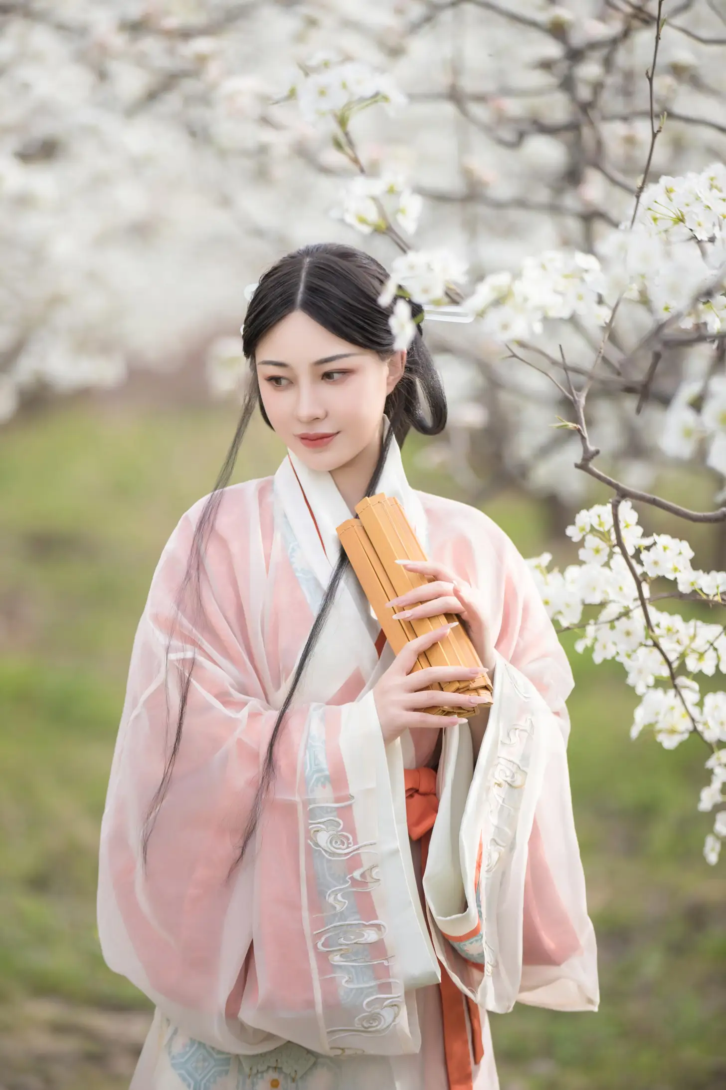 [艺图语] 2022.06.01 Vol.1055 – 香寒未逐风 鹿哥#[24P]-9