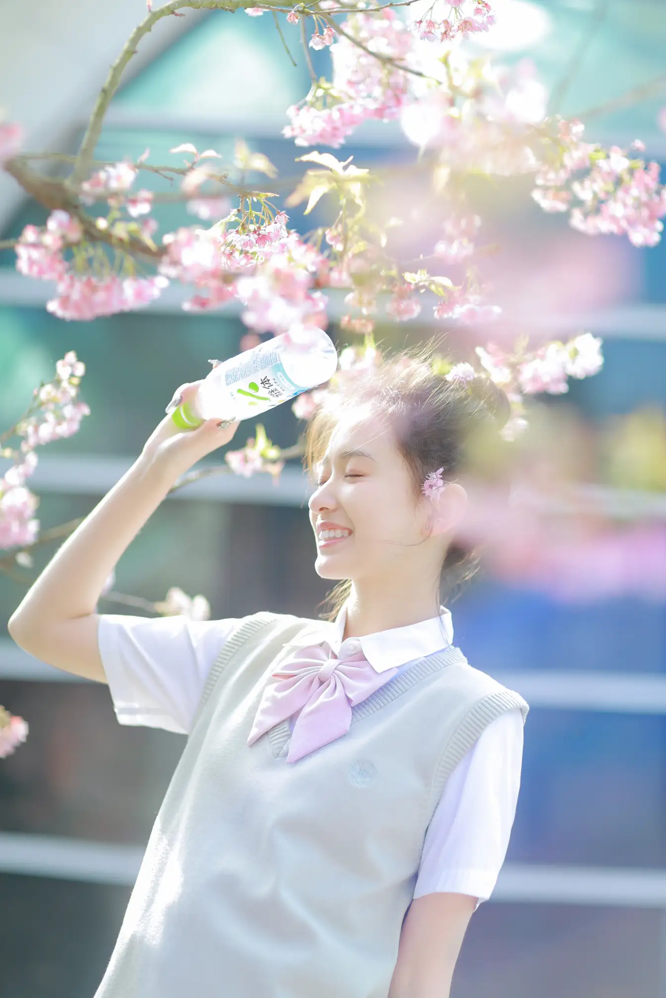 [艺图语] 2022.05.11 Vol.854 – 樱花下的春日心动 瑞秋的快乐人生#[23P]-3