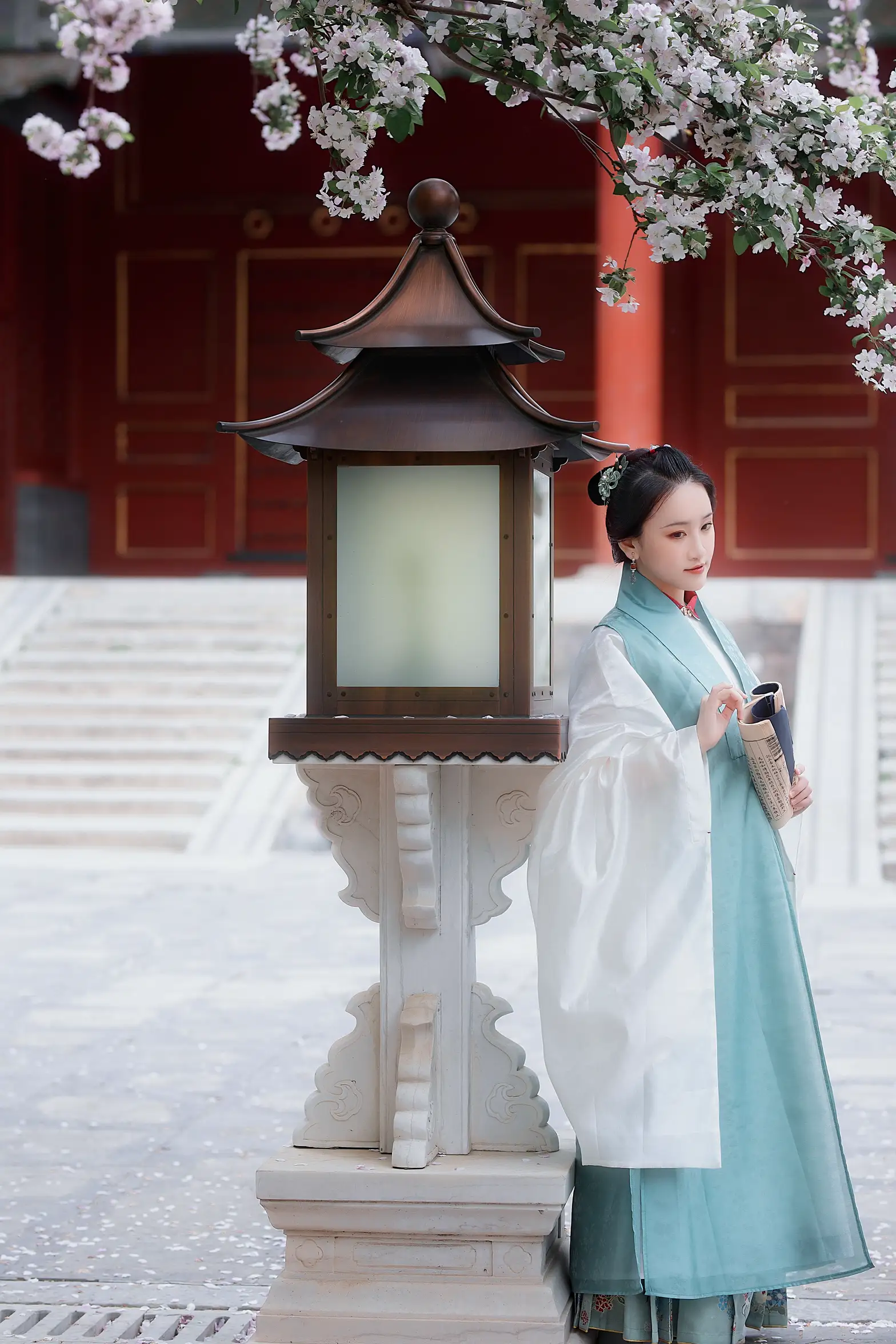 [艺图语] 2021.08.30 Vol.194 – 花想容 晴空#[24P]-3