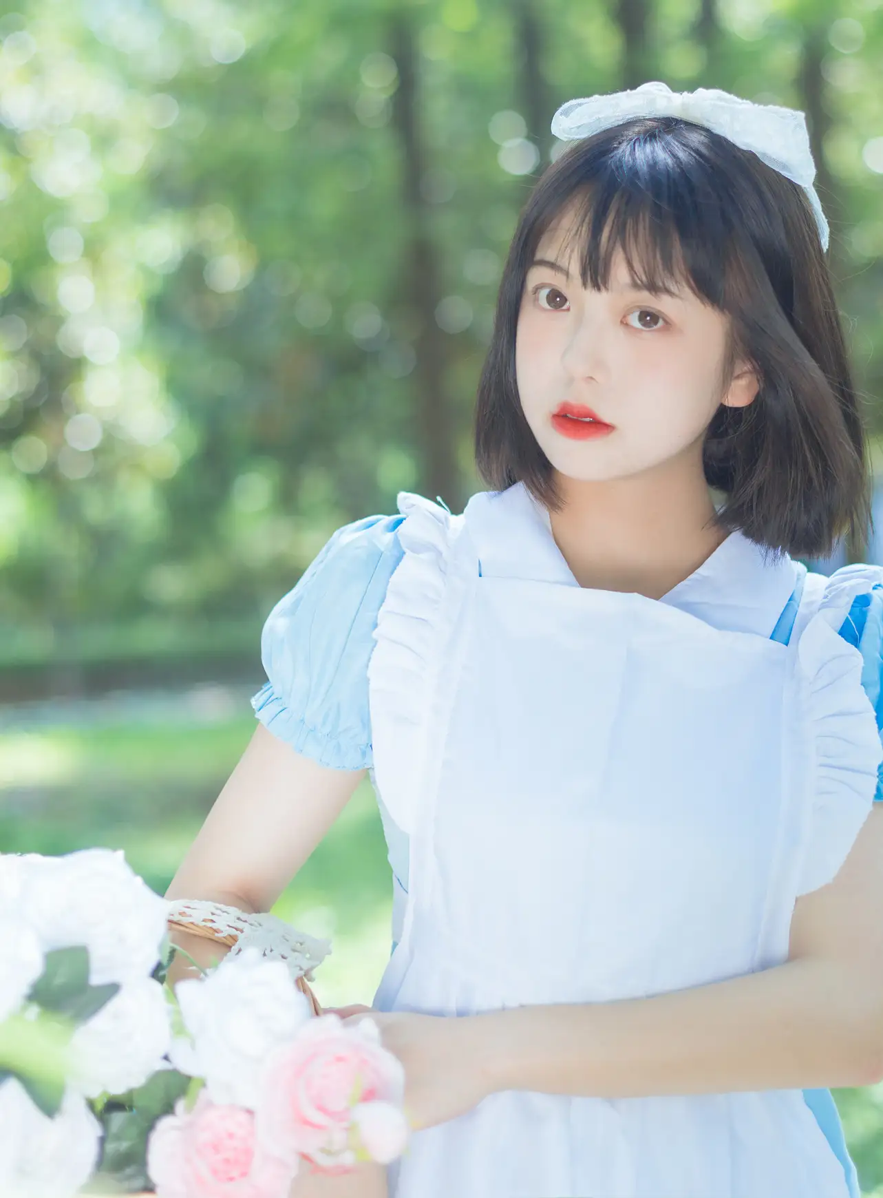 [艺图语] 2022.08.05 Vol.1628 – 雏菊和草莓 哈吉麻花#[32P]-8