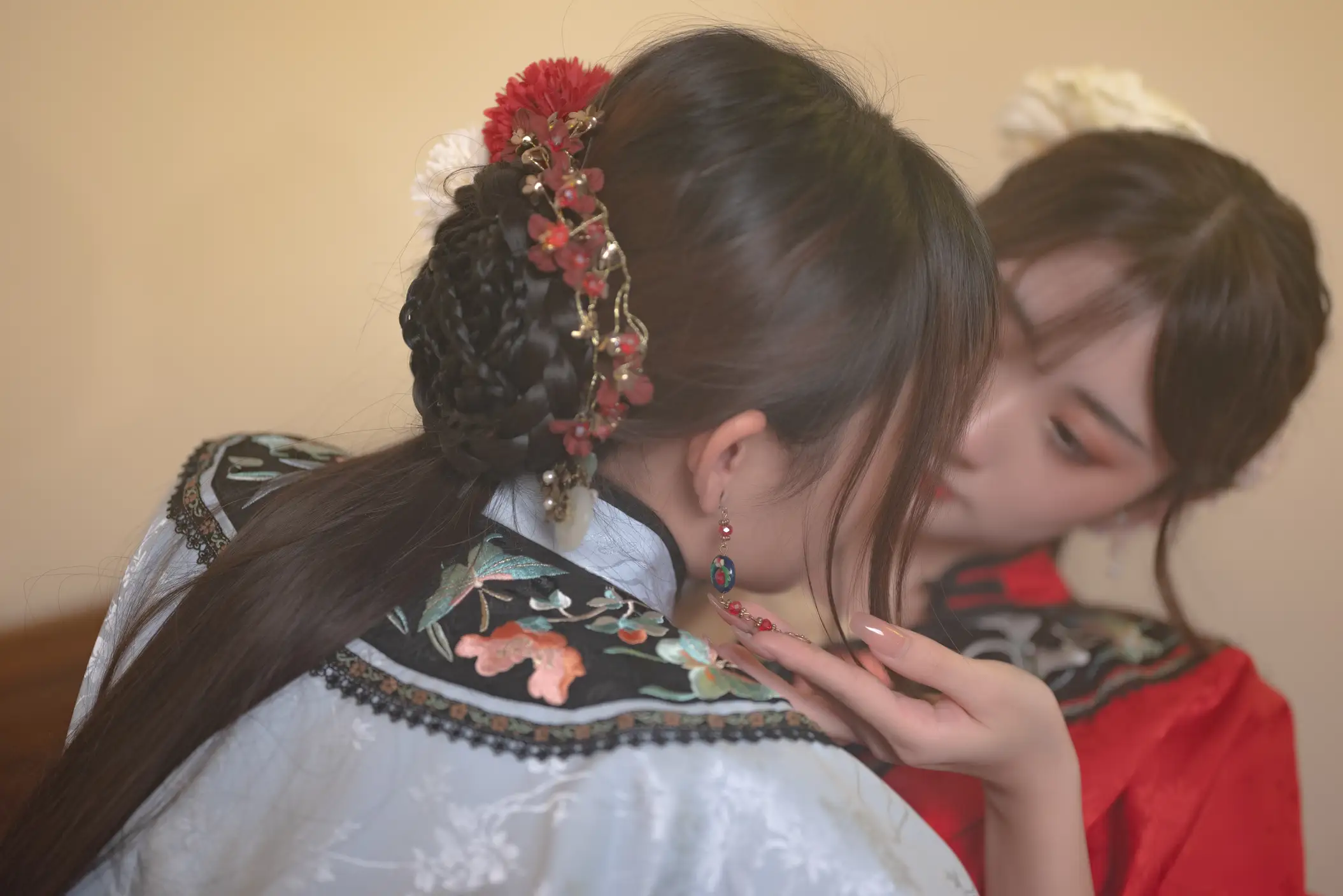 [艺图语] 2022.06.30 Vol.1332 – 深闺 兔子Zzz不吃胡萝卜#[32P]-1
