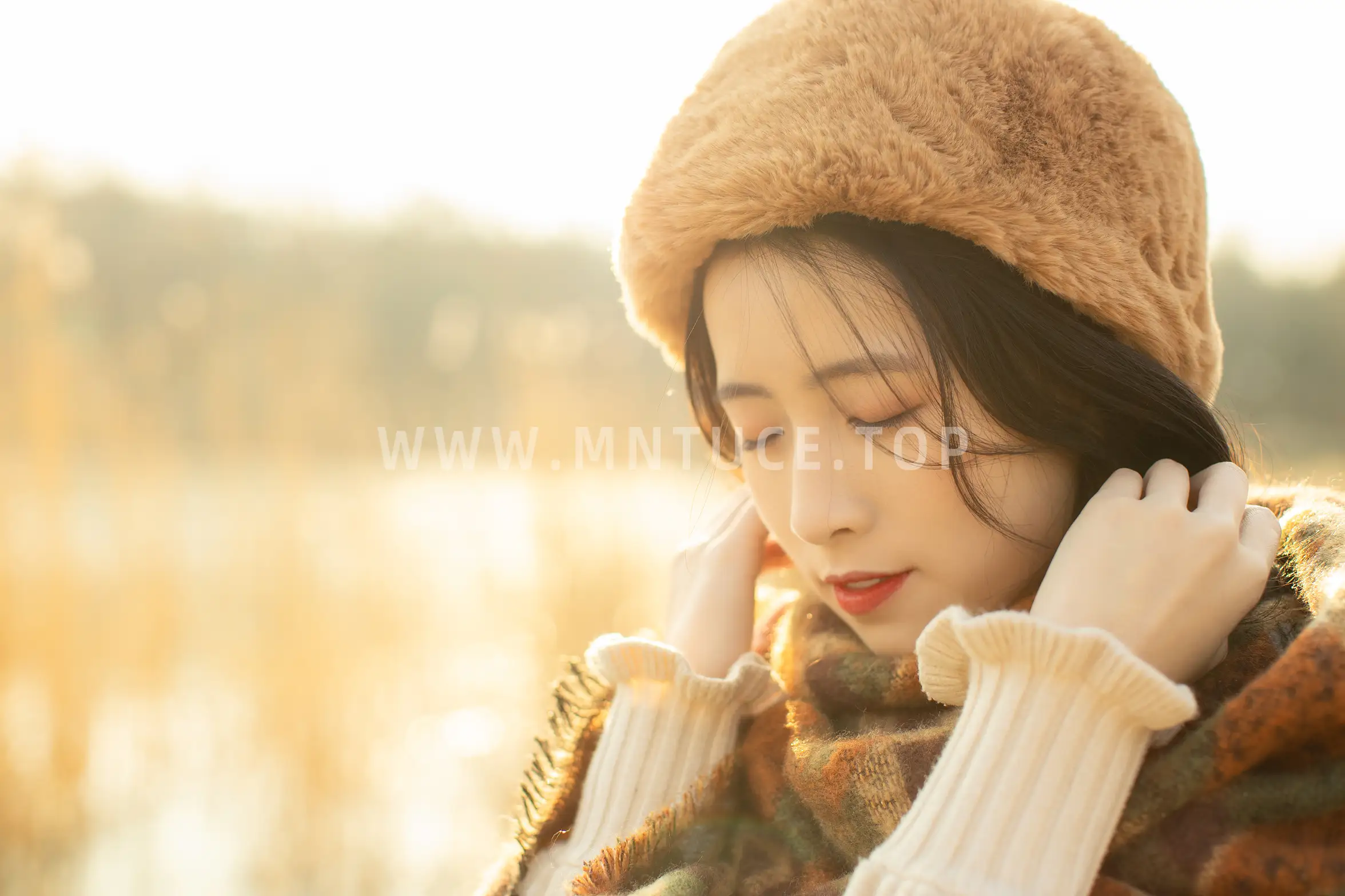 [艺图语] 2022.08.19 Vol.1737 – 冬日暖阳 申雨蝶#[21P]-8