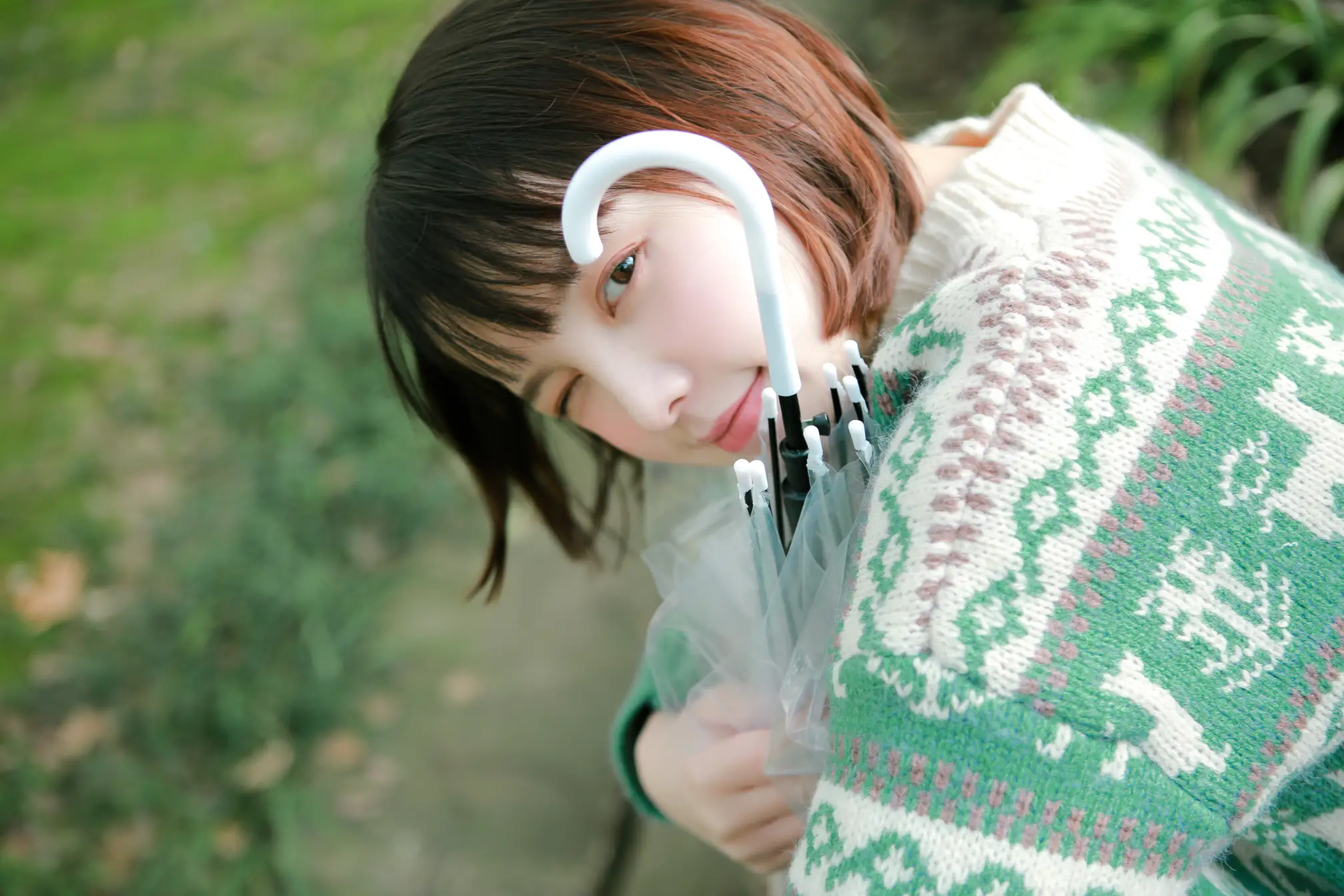 [艺图语] 2022.08.06 Vol.1642 – 氧气女孩 雨一颗#[22P]-10