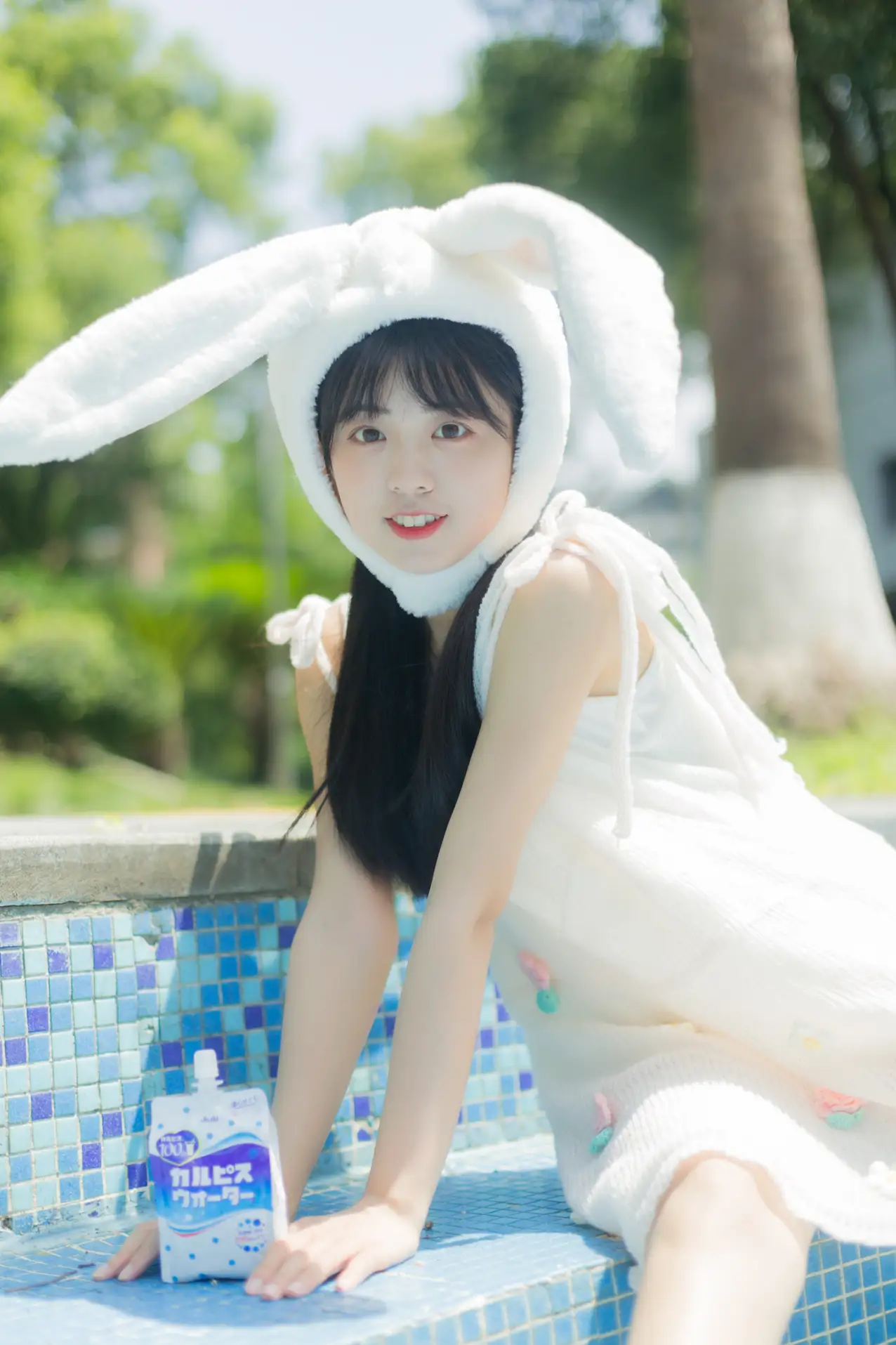 [艺图语] 2022.07.09 Vol.1429 – 夏日泳池的兔子 可爱泡泡呀#[36P]-6
