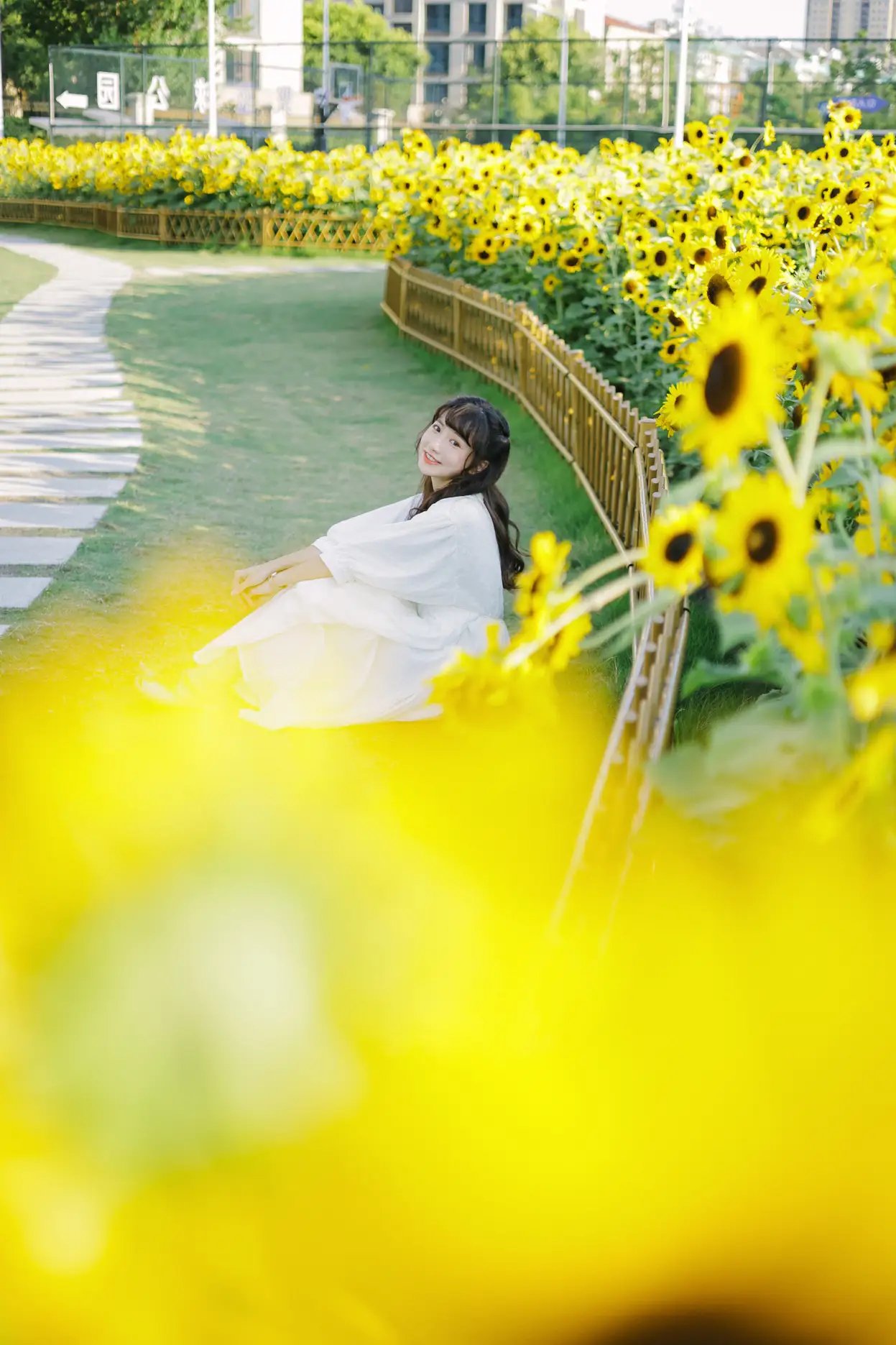 [艺图语] 2022.08.29 Vol.1822 – 阳光下的花和你 蓝胖子-#[25P]-4