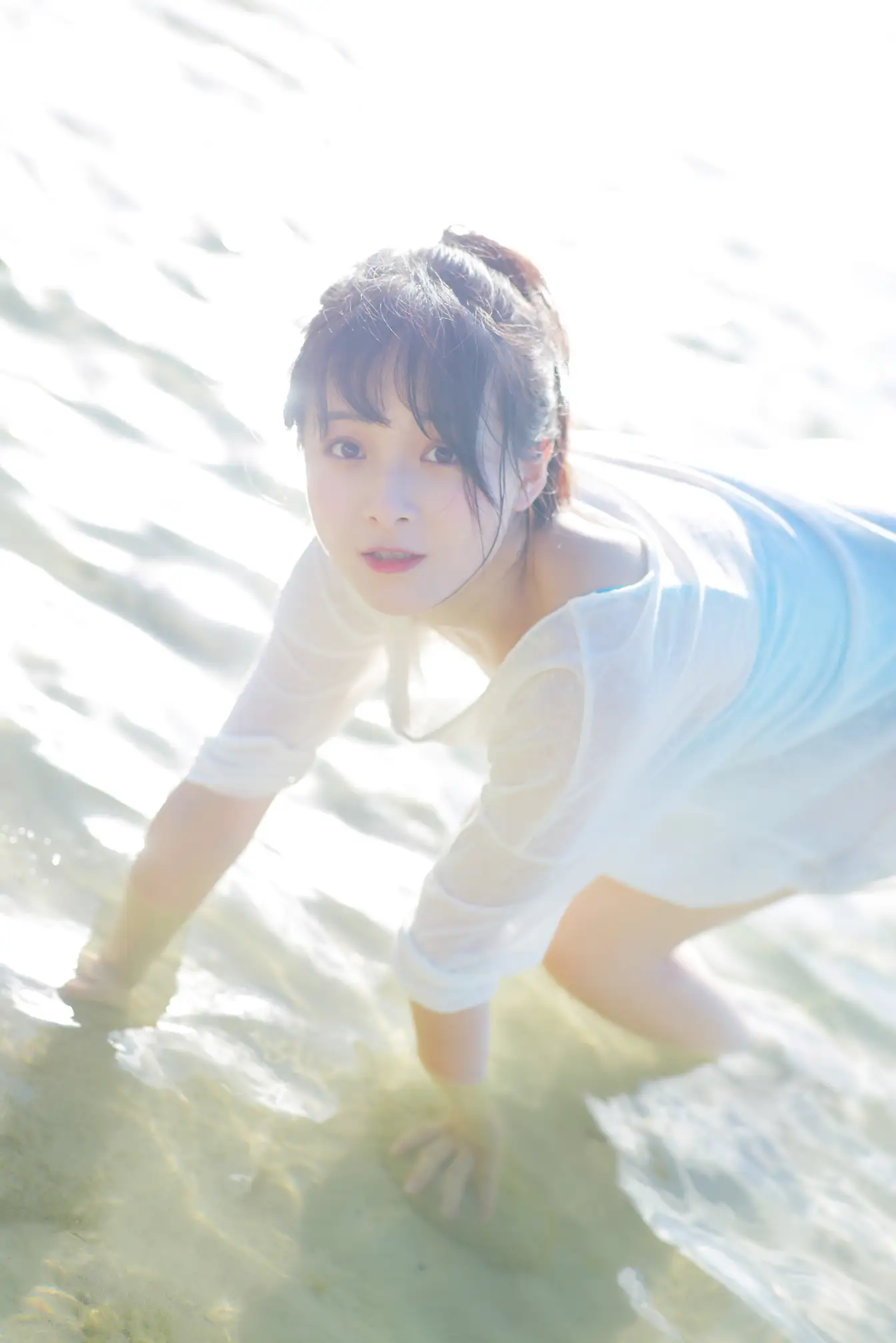 [艺图语] 2022.06.09 Vol.1125 – 海是可以触碰的蓝天 甜酒八号#[25P]-6