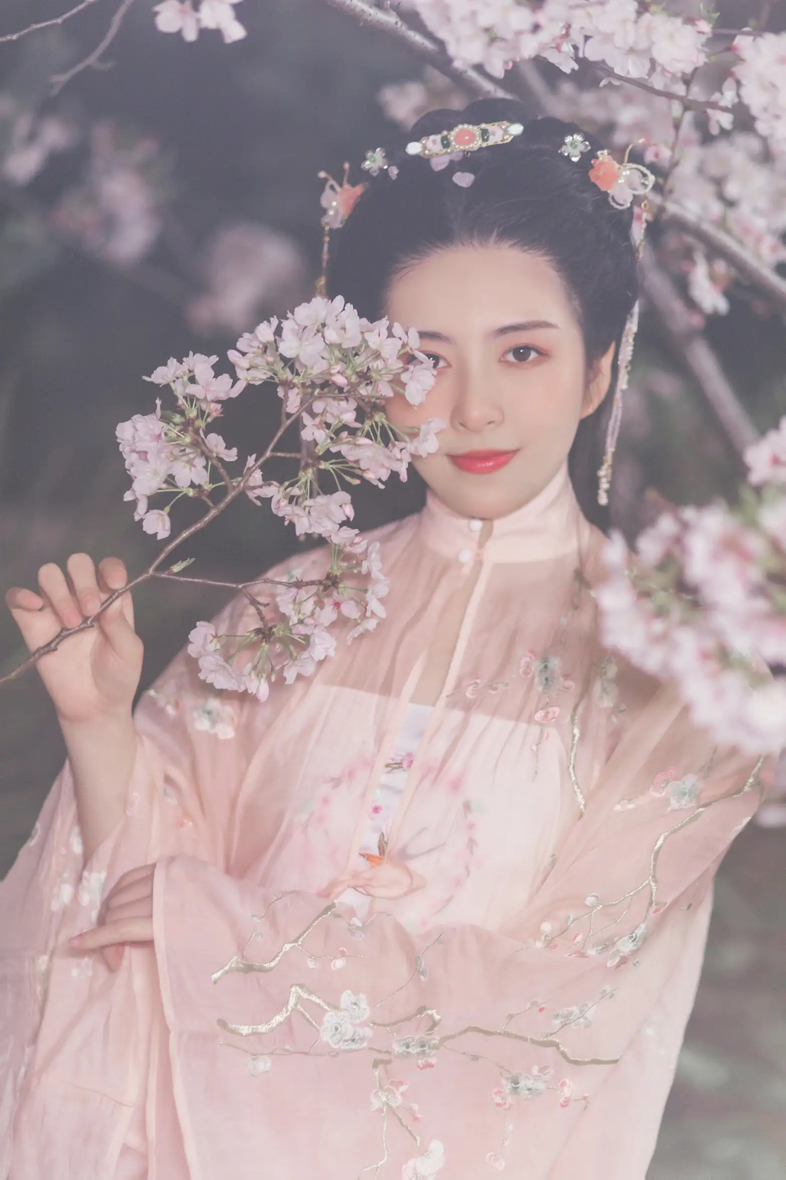 [艺图语] 2022.08.02 Vol.1607 – 夜樱 秘制大何酱#[25P]-10