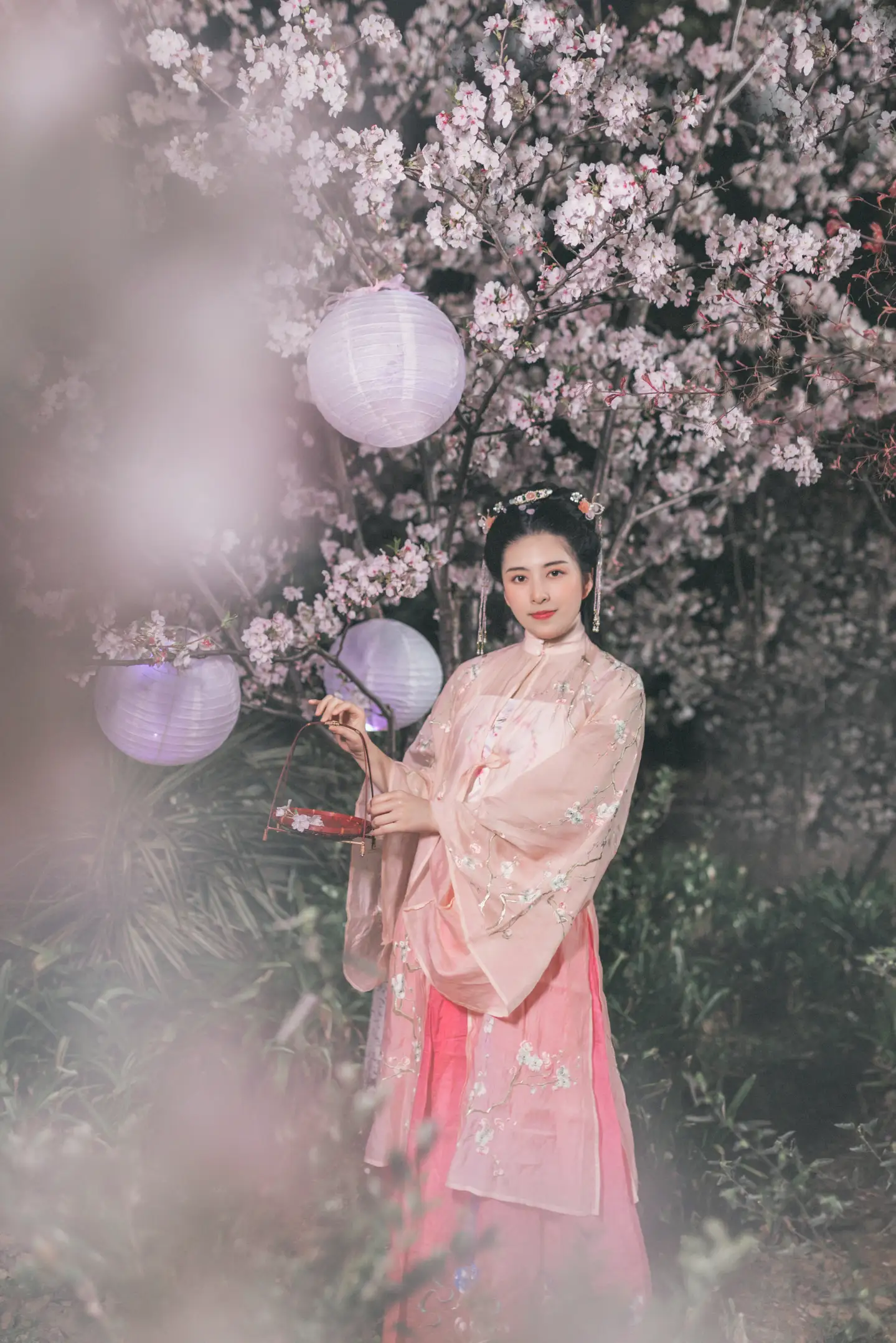 [艺图语] 2022.08.02 Vol.1607 – 夜樱 秘制大何酱#[25P]-2