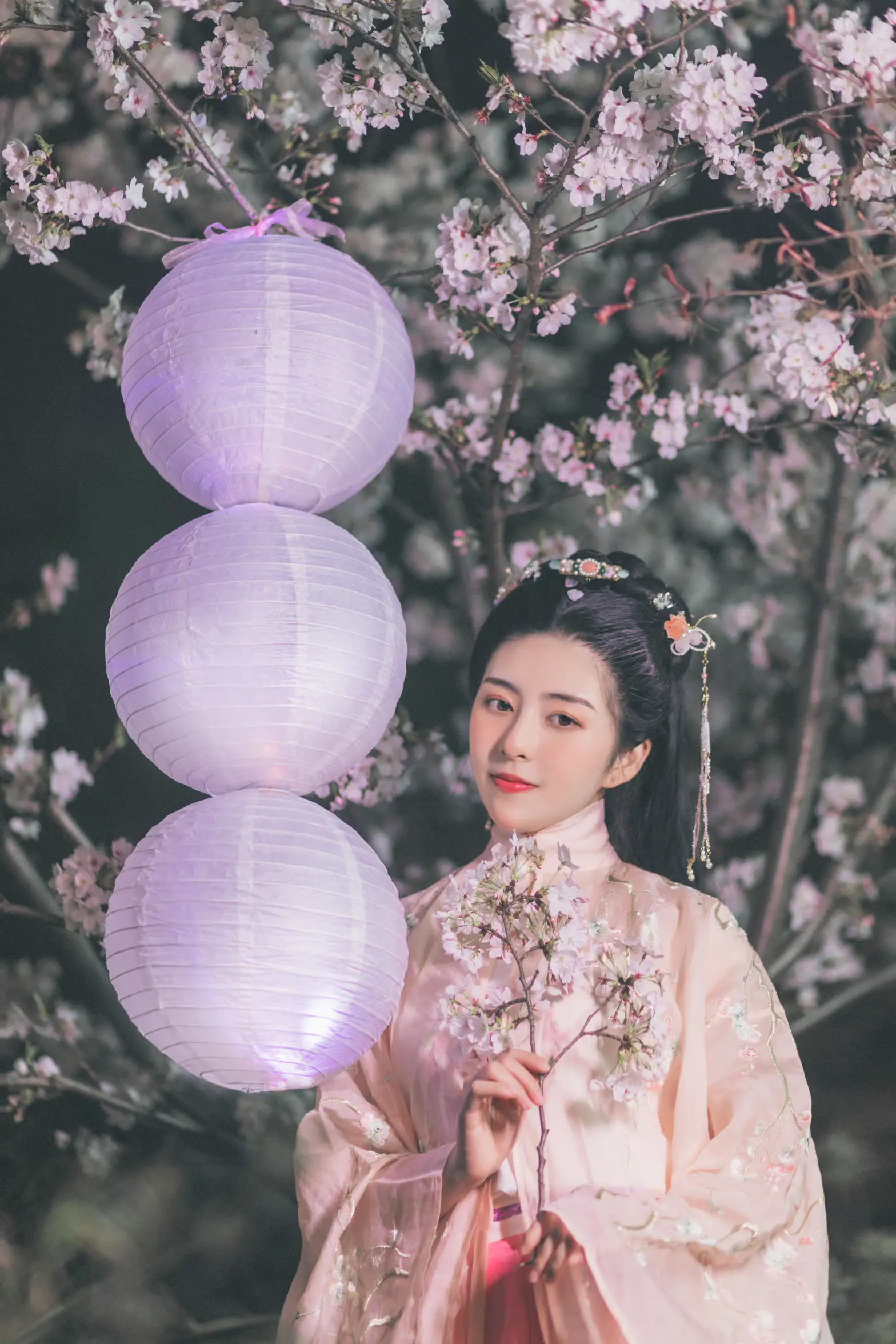 [艺图语] 2022.08.02 Vol.1607 – 夜樱 秘制大何酱#[25P]-3