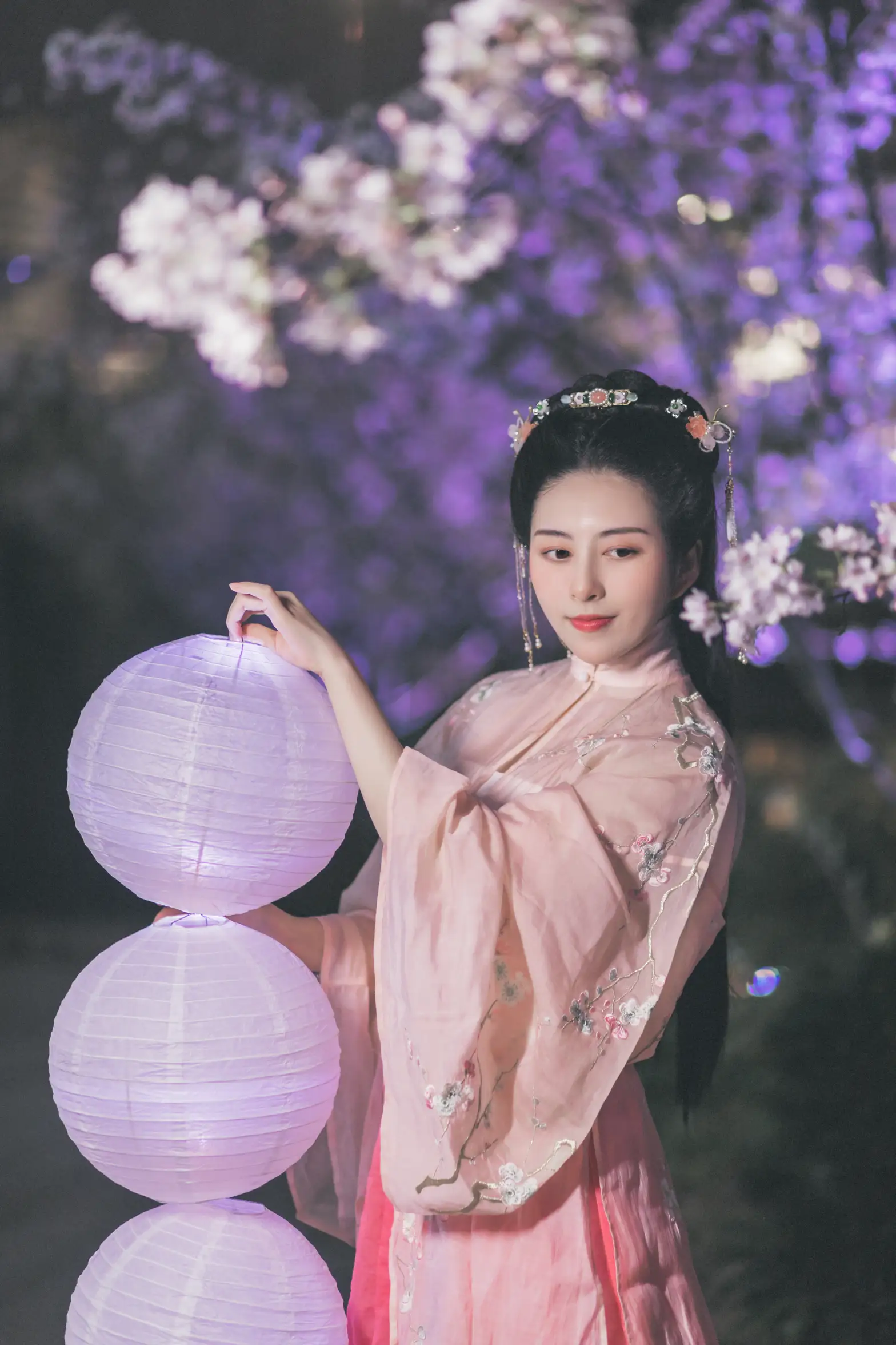 [艺图语] 2022.08.02 Vol.1607 – 夜樱 秘制大何酱#[25P]-4