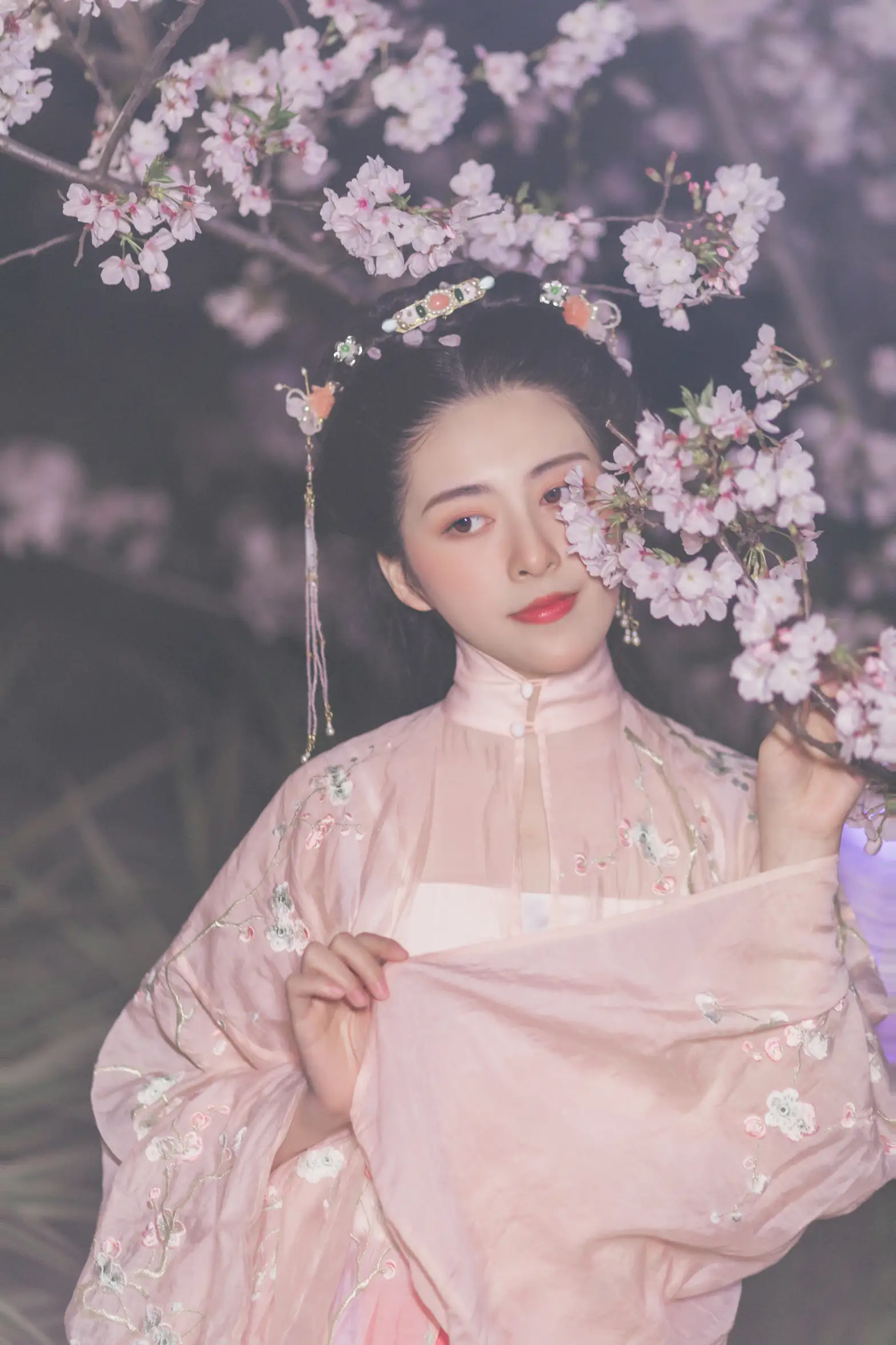 [艺图语] 2022.08.02 Vol.1607 – 夜樱 秘制大何酱#[25P]-7