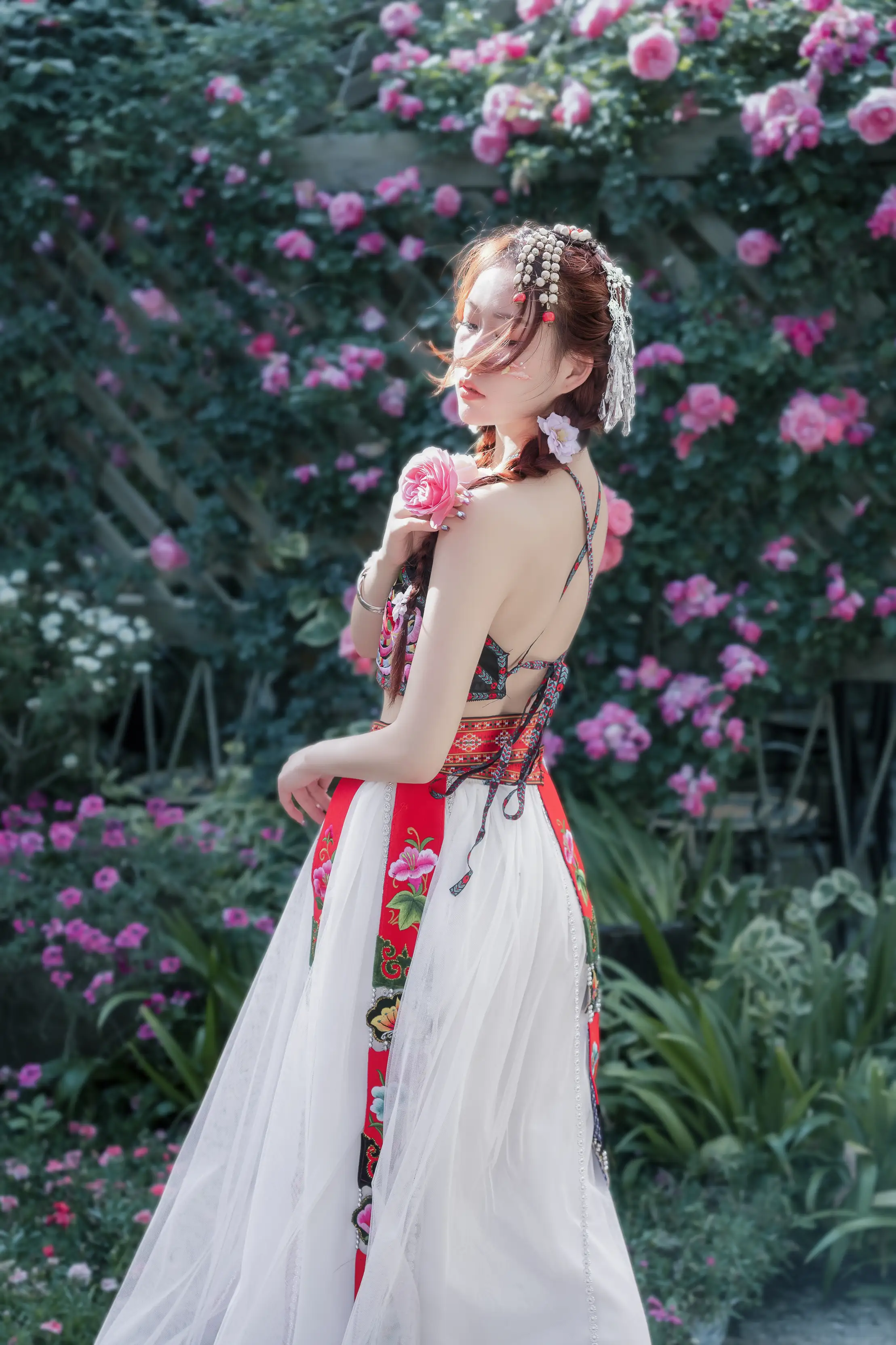 [艺图语] 2022.07.02 Vol.1355 – 蔷薇少女 邓娃儿#[28P]-5