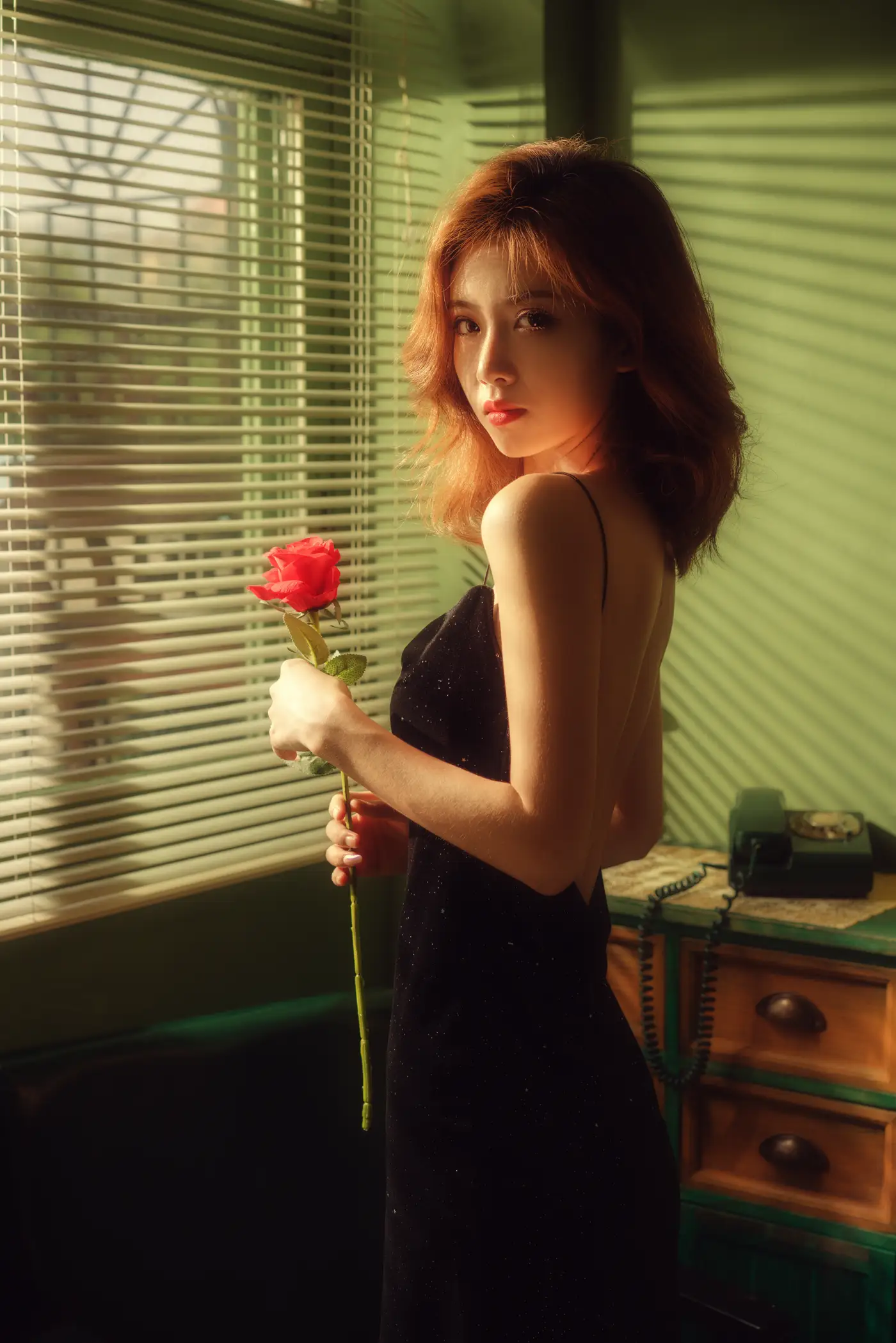 [艺图语] 2021.10.22 Vol.381 – 今夜派对 素素#[18P]-5