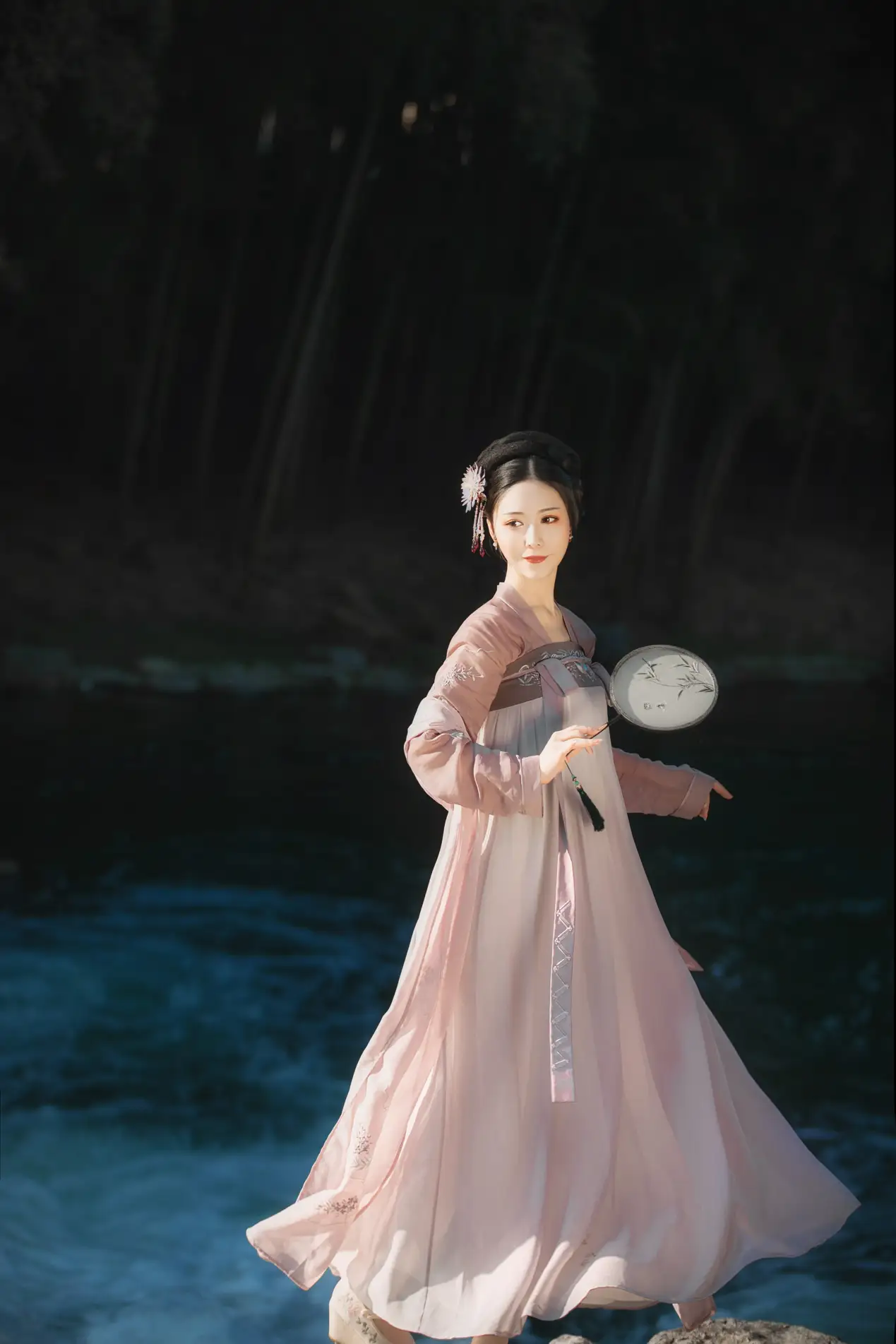 [艺图语] 2021.10.26 Vol.393 – 仙鹤 葵花花花儿#[20P]-1