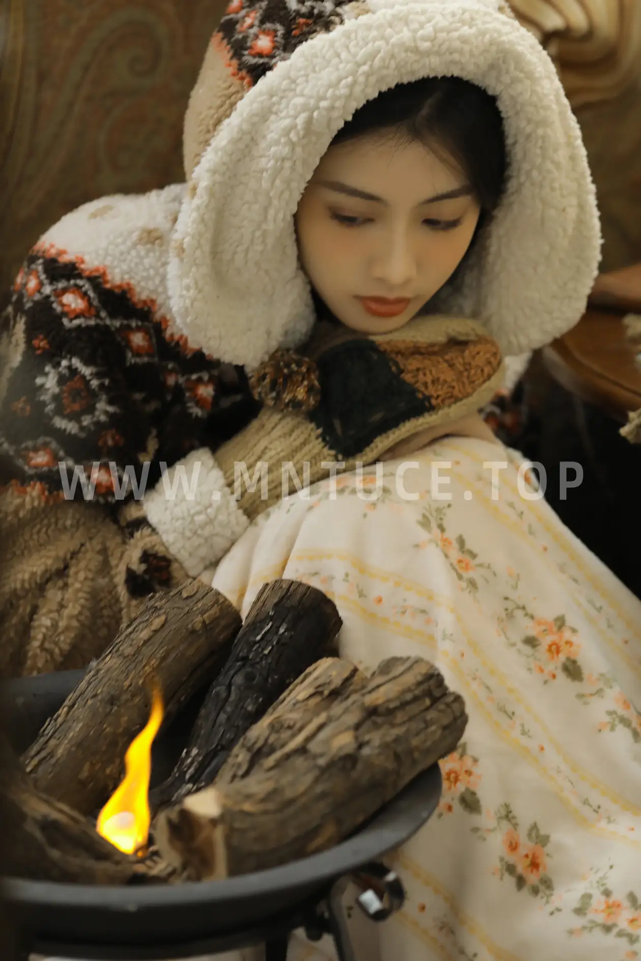 [艺图语] 2022.07.03 Vol.1365 – 门没锁 潘珺雅#[22P]-9