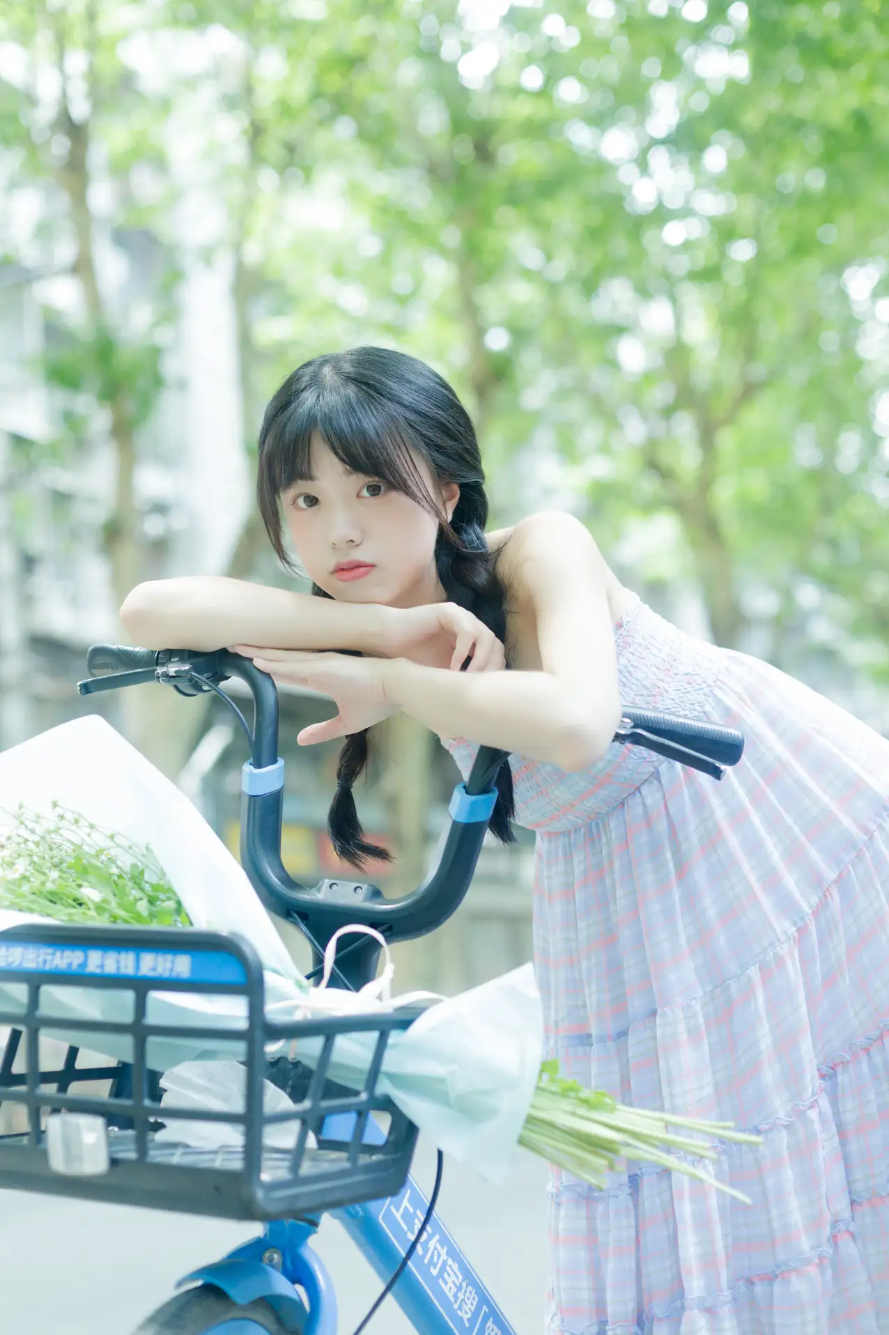 [艺图语] 2022.08.12 Vol.1688 – 夏天是洋甘菊的气味 可爱泡泡呀#[33P]-6