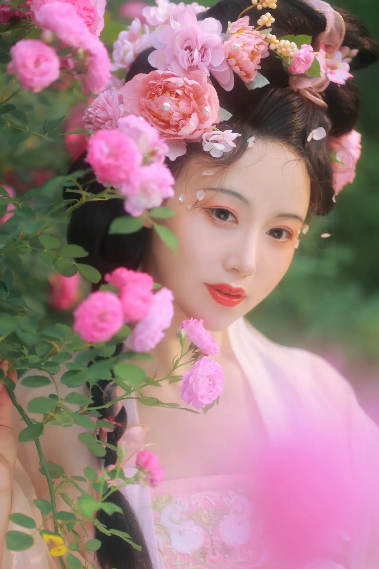 [艺图语] 2022.06.18 Vol.1217 – 蔷薇花神 笑笑#[35P]-4
