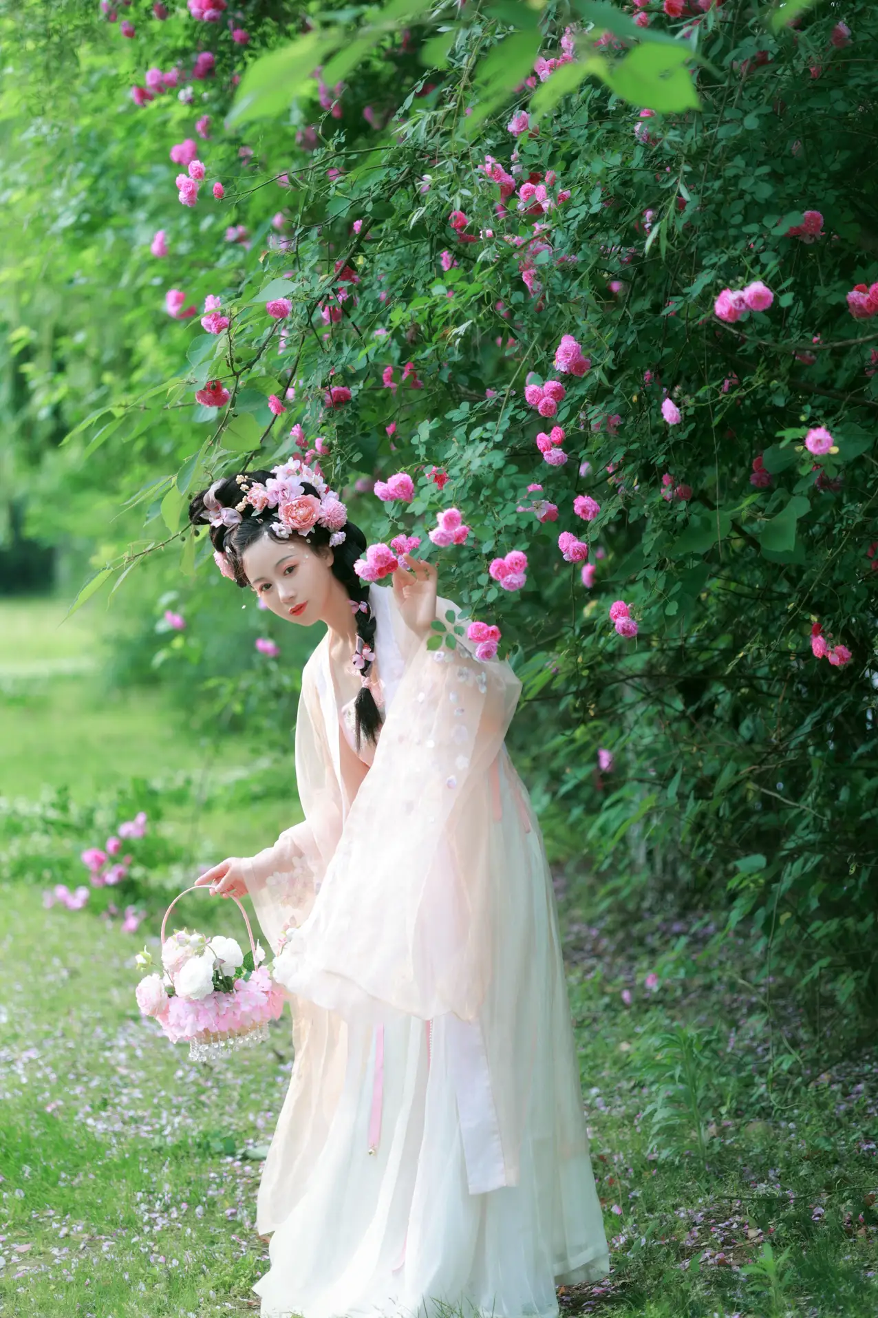 [艺图语] 2022.06.18 Vol.1217 – 蔷薇花神 笑笑#[35P]-2