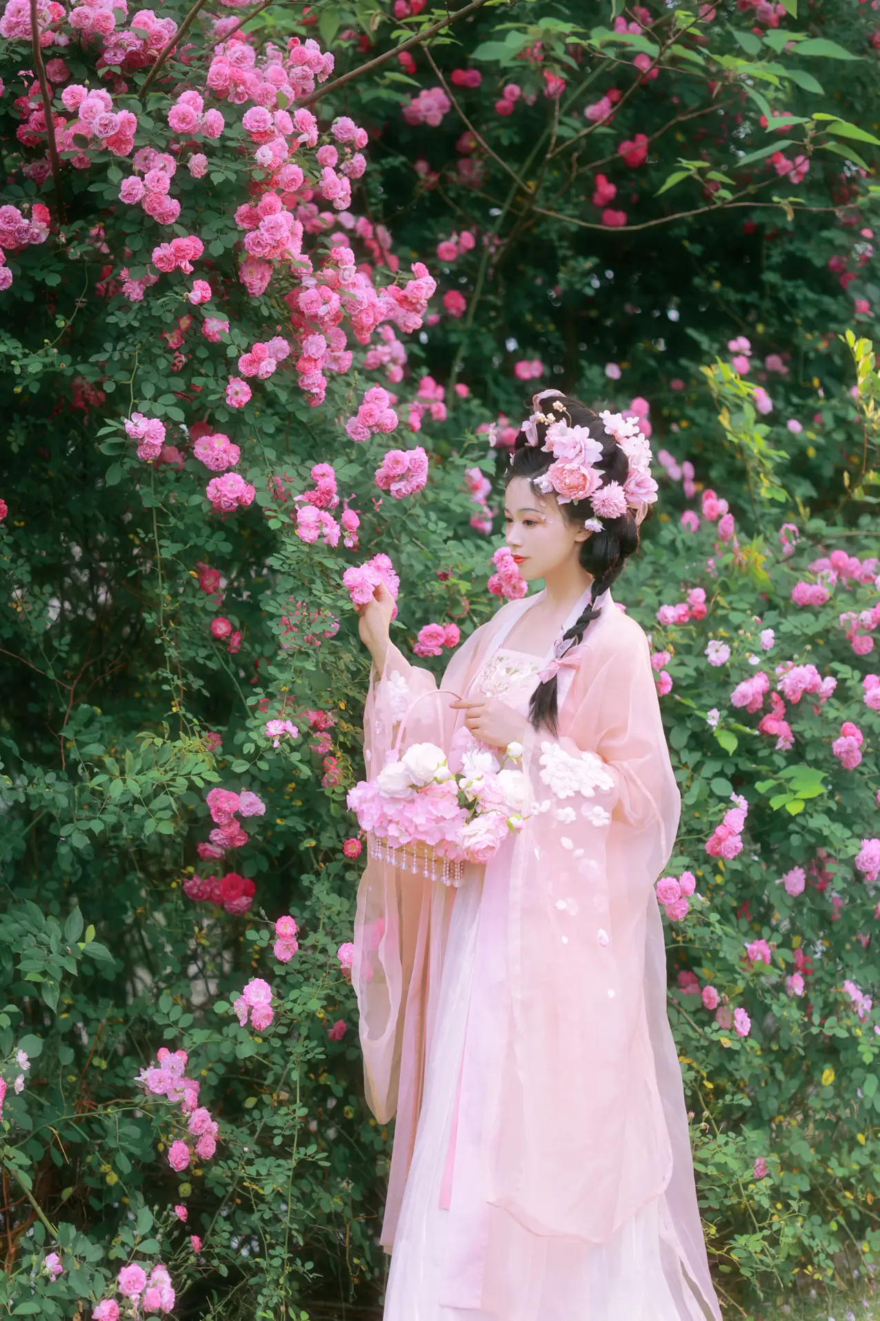 [艺图语] 2022.06.18 Vol.1217 – 蔷薇花神 笑笑#[35P]-5
