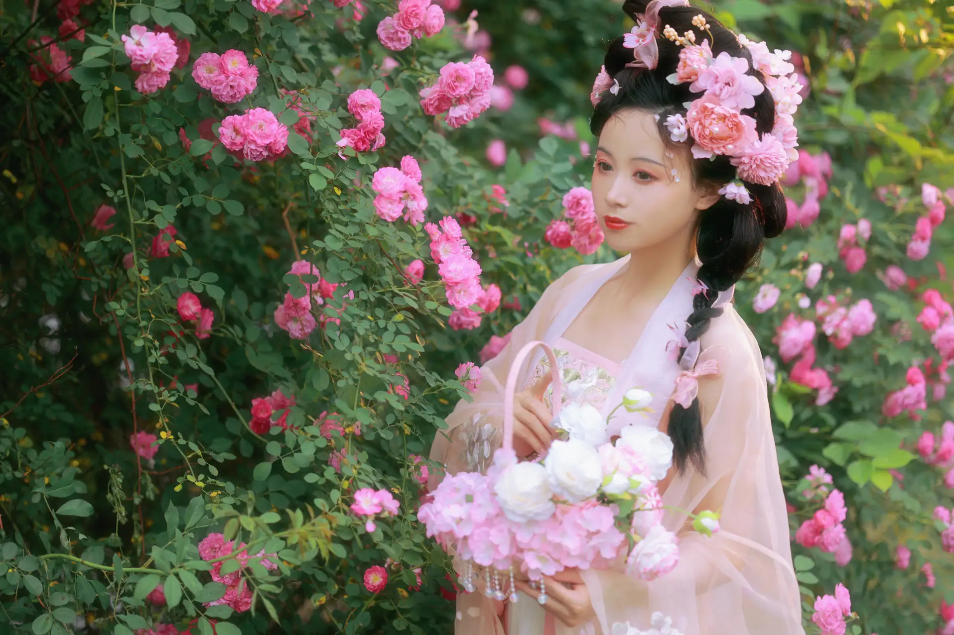 [艺图语] 2022.06.18 Vol.1217 – 蔷薇花神 笑笑#[35P]-10