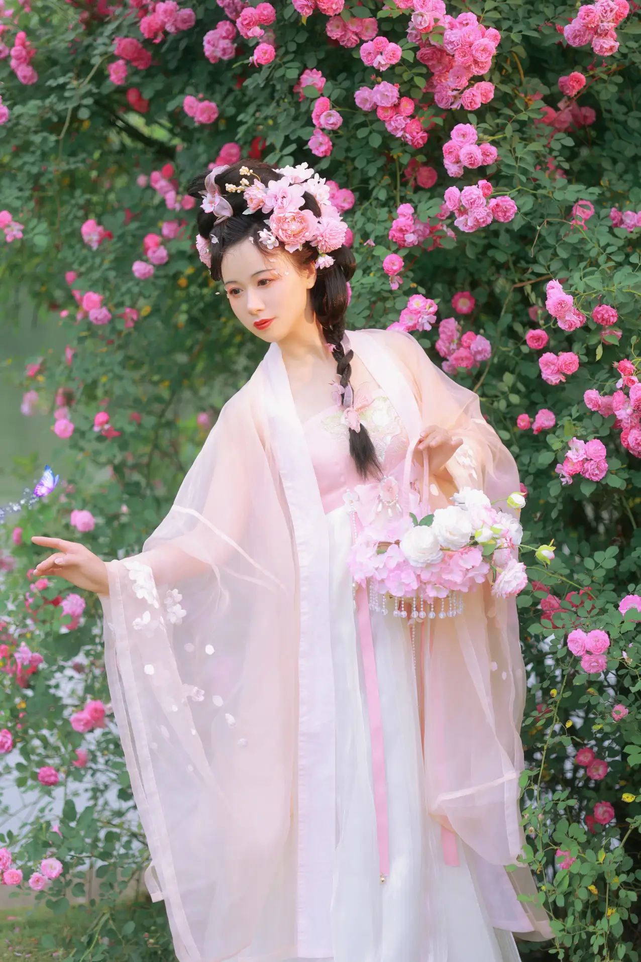 [艺图语] 2022.06.18 Vol.1217 – 蔷薇花神 笑笑#[35P]-5
