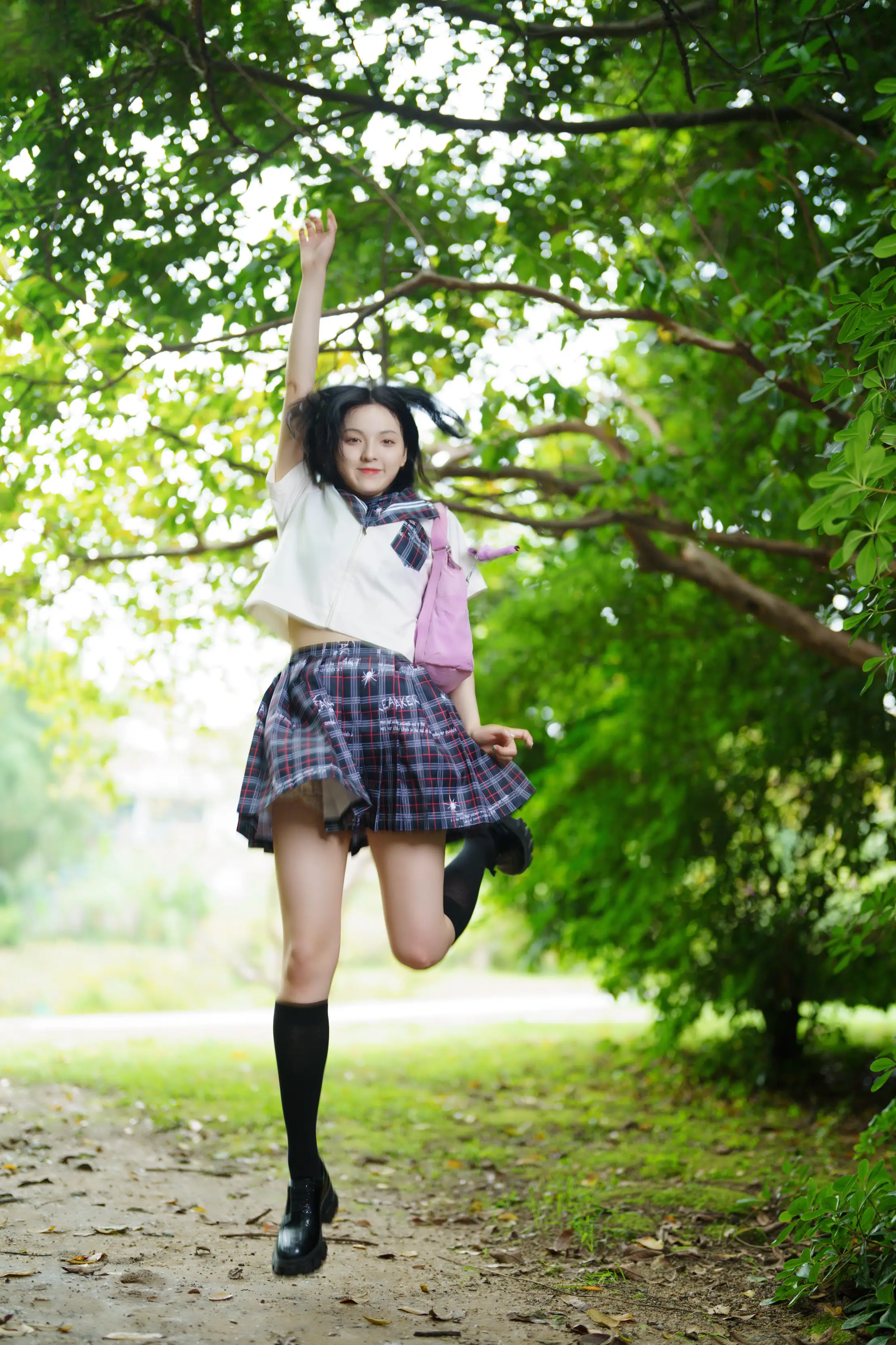 [艺图语] 2021.11.12 Vol.441 – 花田里的JK少女 dudu#[51P]-2