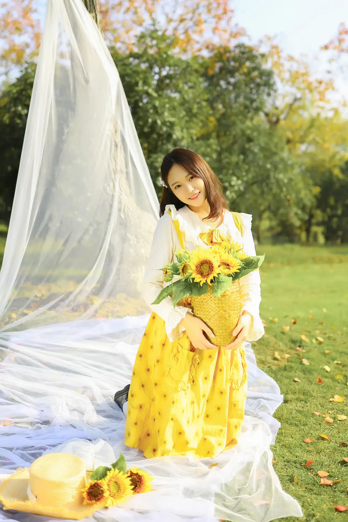 [艺图语] 2022.08.27 Vol.1804 – 向阳而生 芊芊#[23P]-7