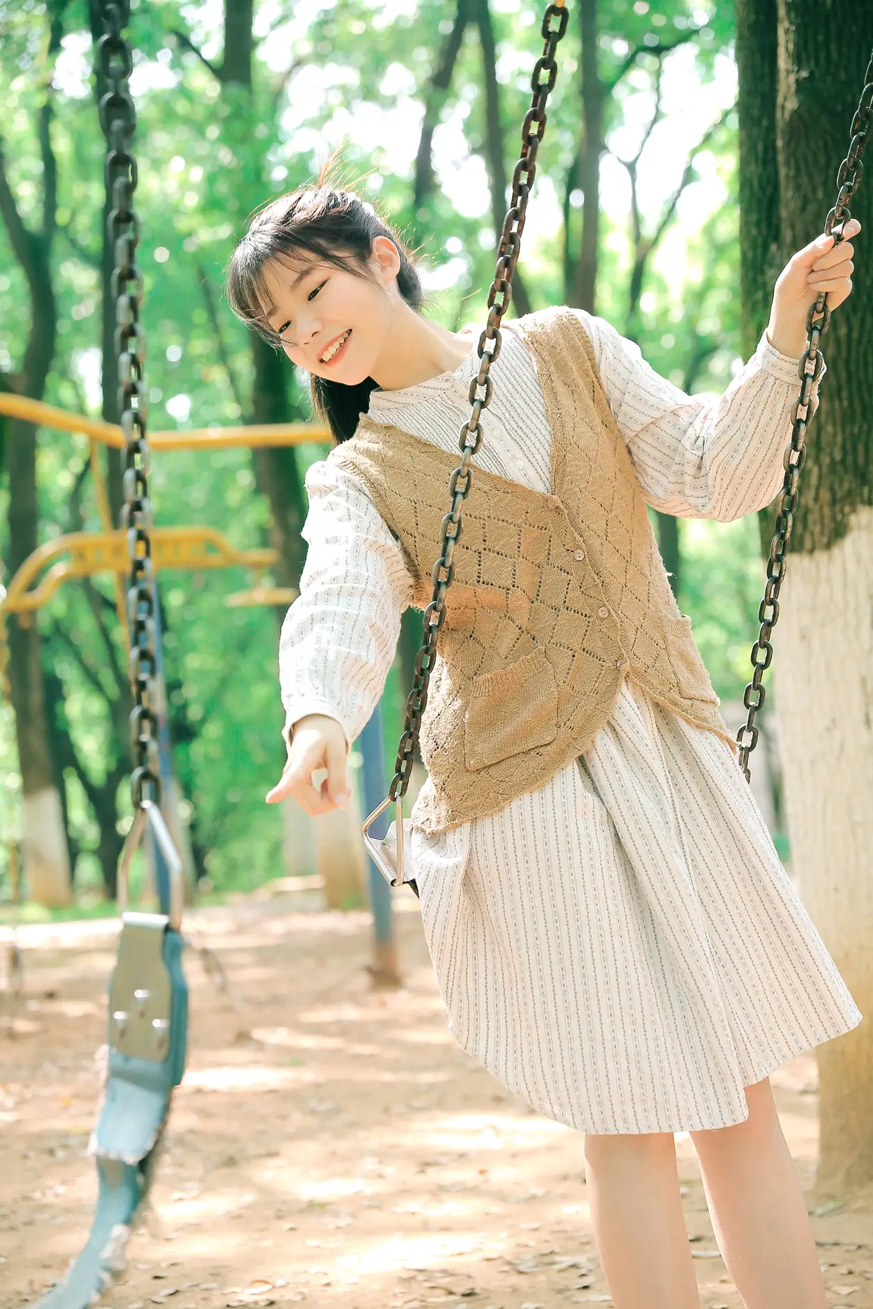 [艺图语] 2022.05.18 Vol.0921 – 夏末微风 紫傲#[25P]-5