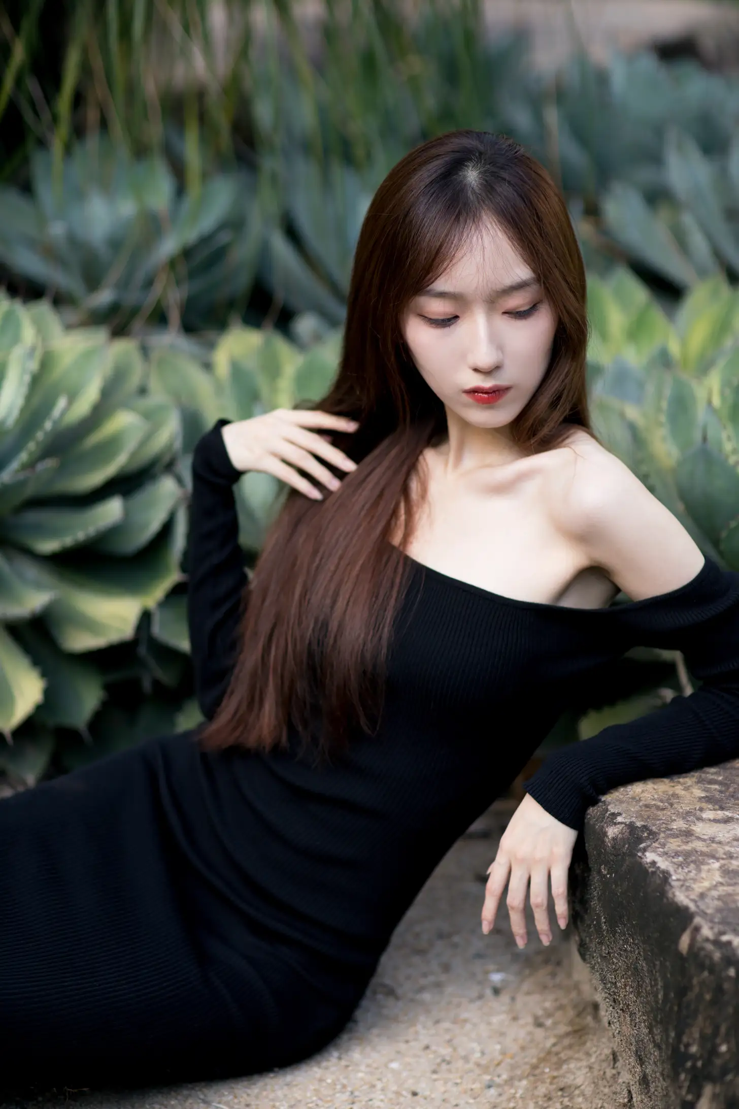 [艺图语] 2021.11.08 Vol.427 – 白月光 KK#[24P]-1